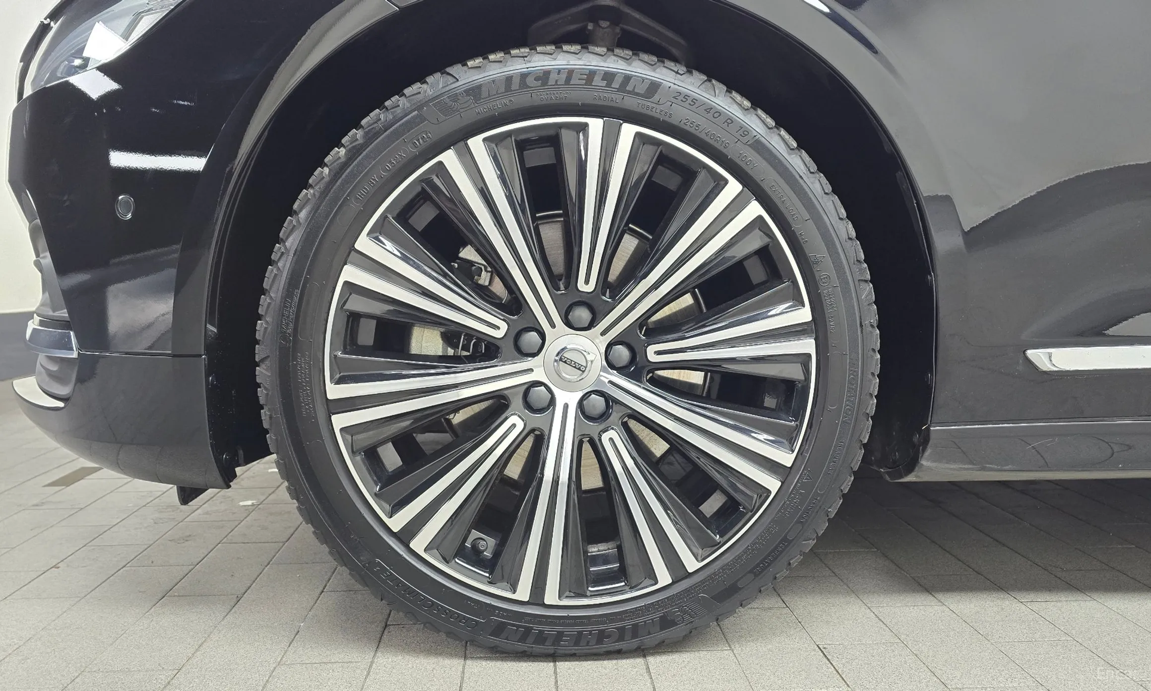 Volvo S90 превью 5