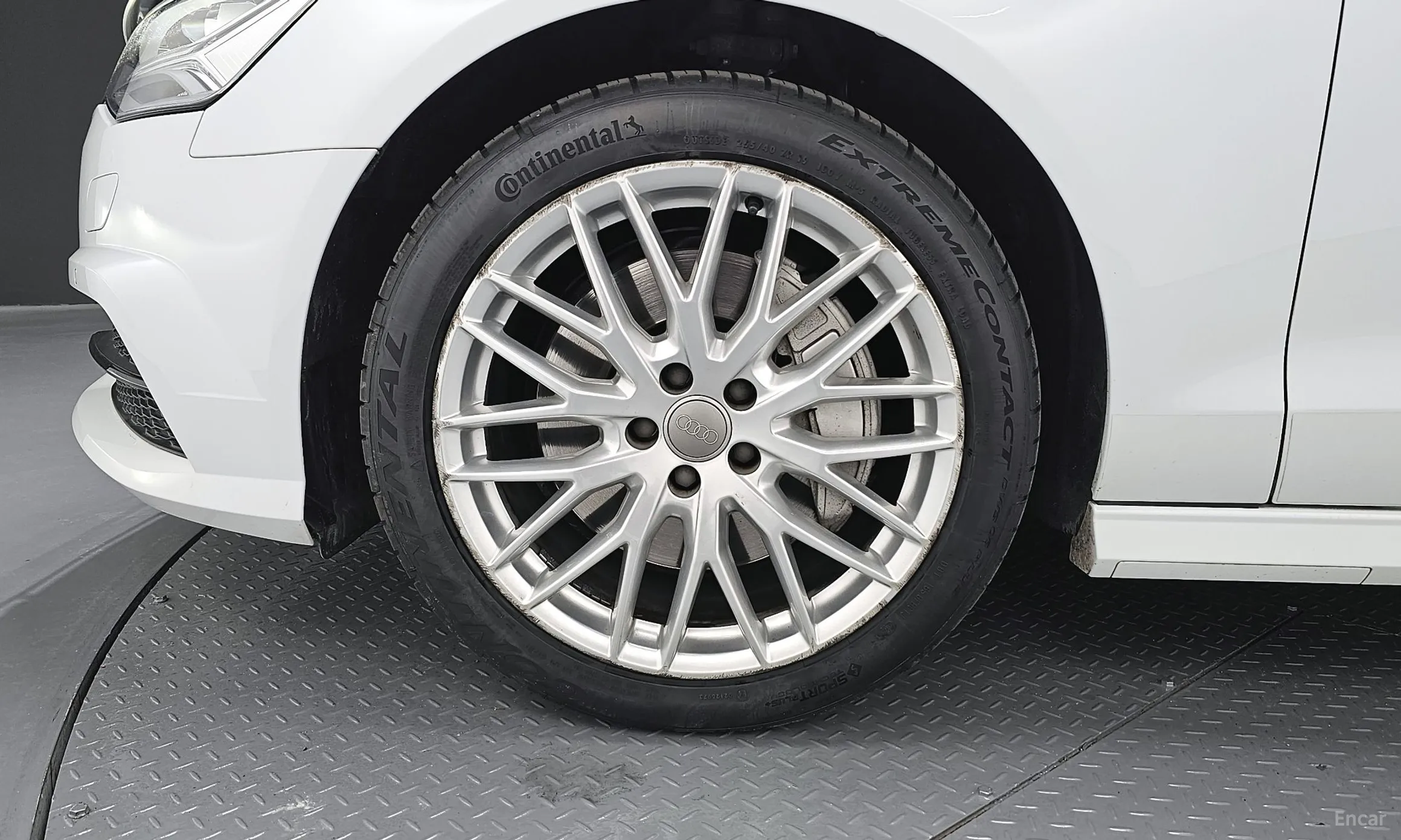 Audi New A6 превью 5