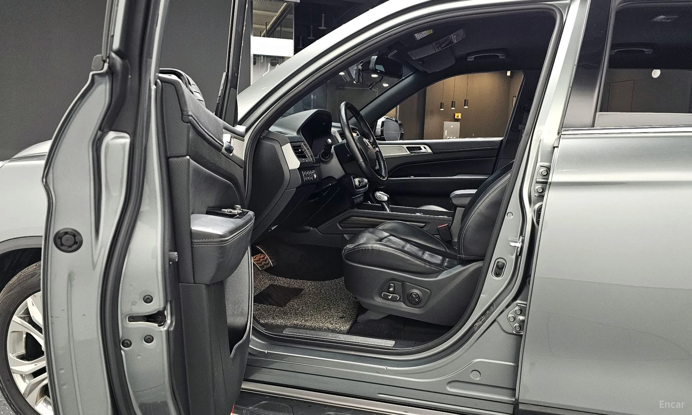 KG Mobility (SsangYong) G4 Rexton превью 10