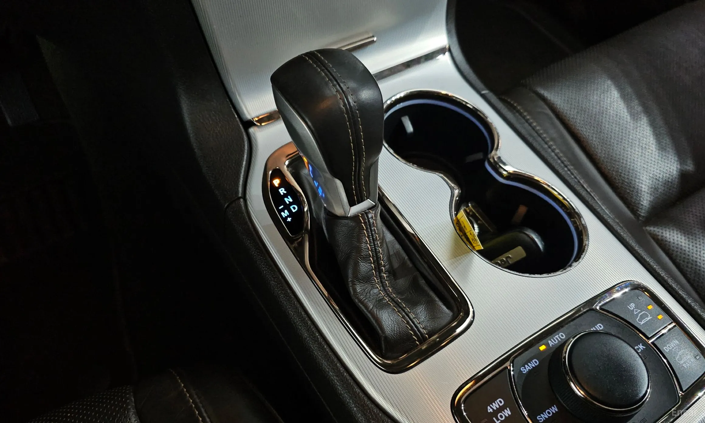 Jeep Grand Cherokee превью 9