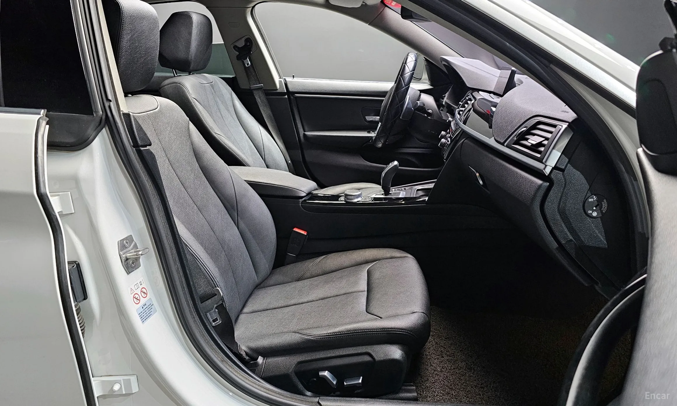 BMW Series 4 (F32) превью 10