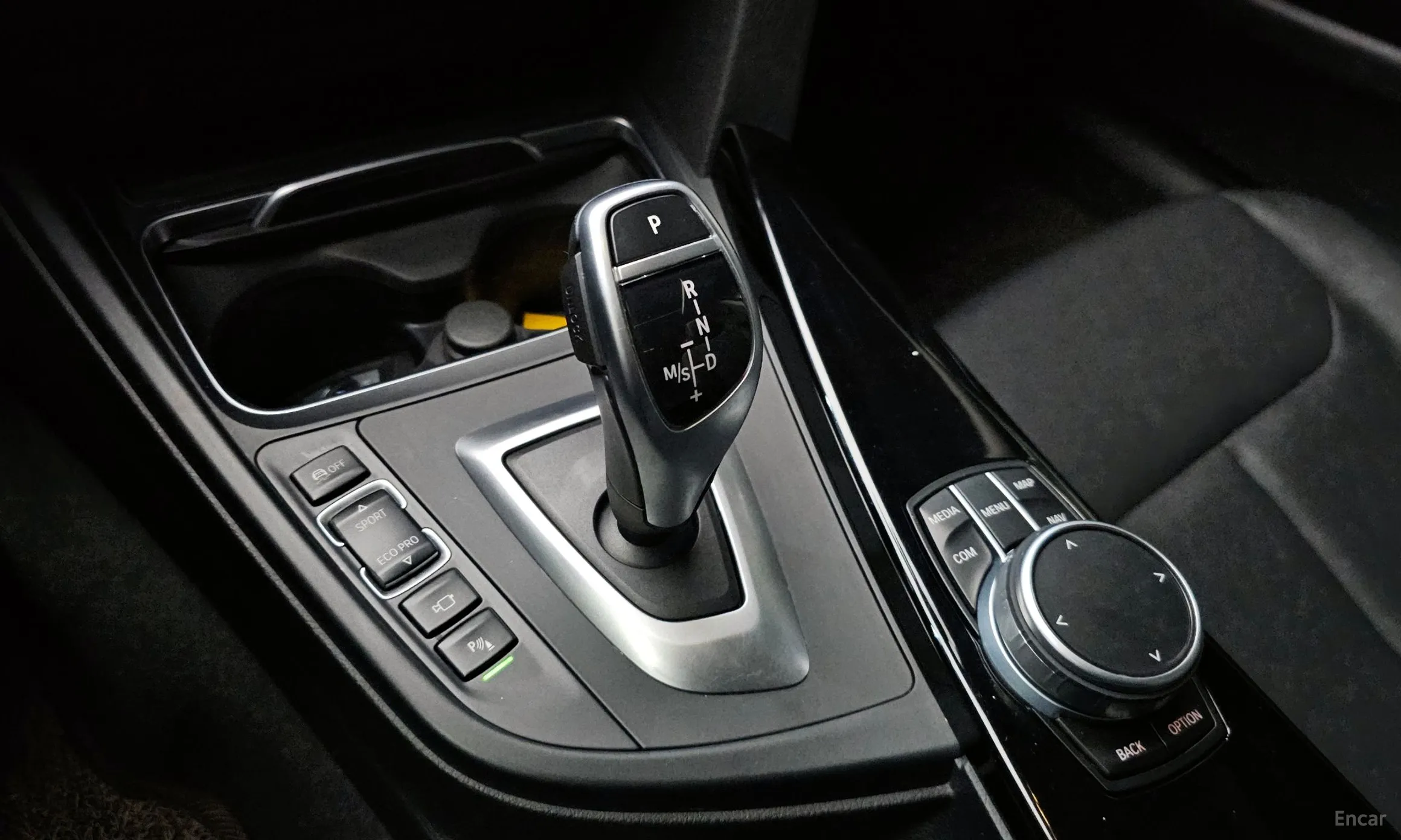BMW Series 4 (F32) превью 9