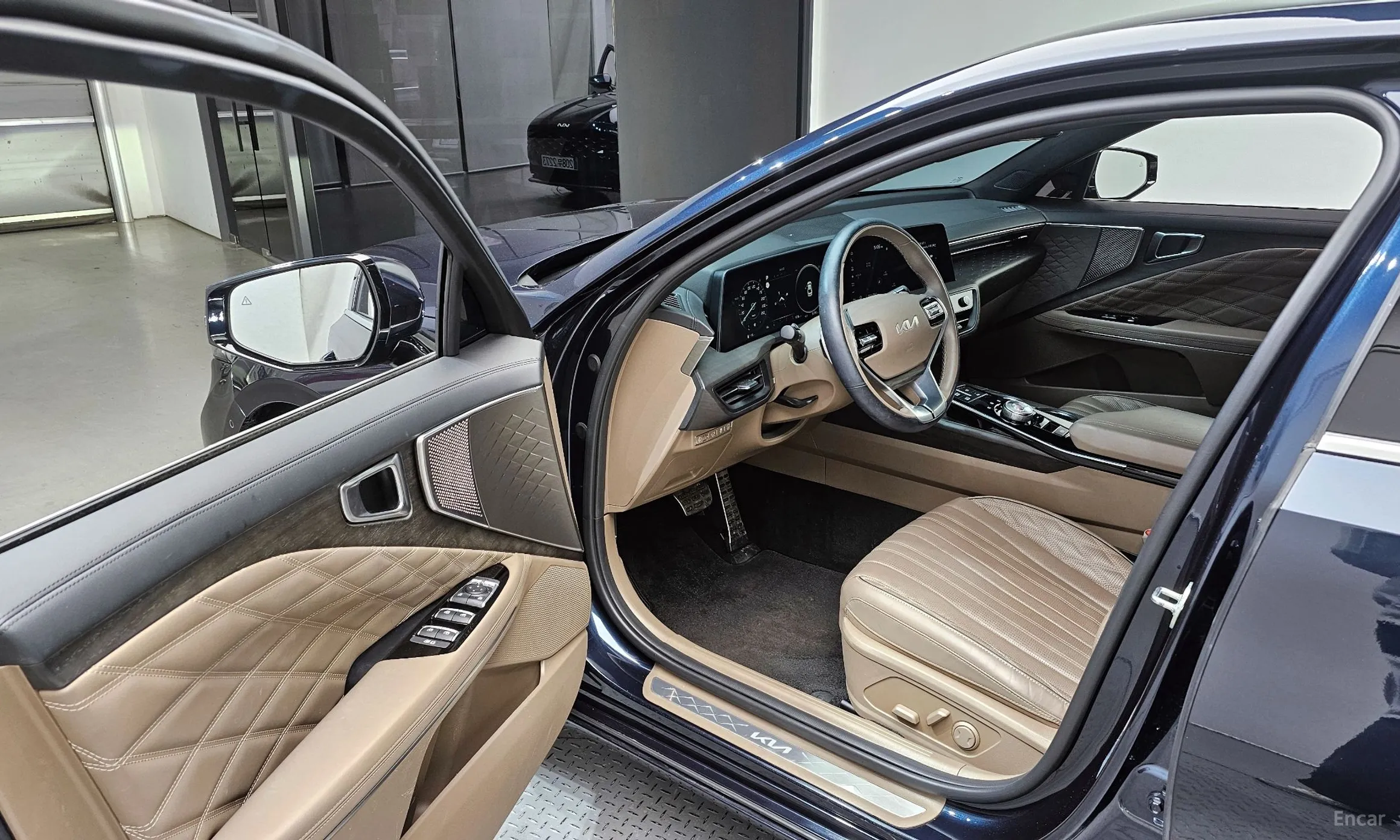 Kia K8 Hybrid превью 10