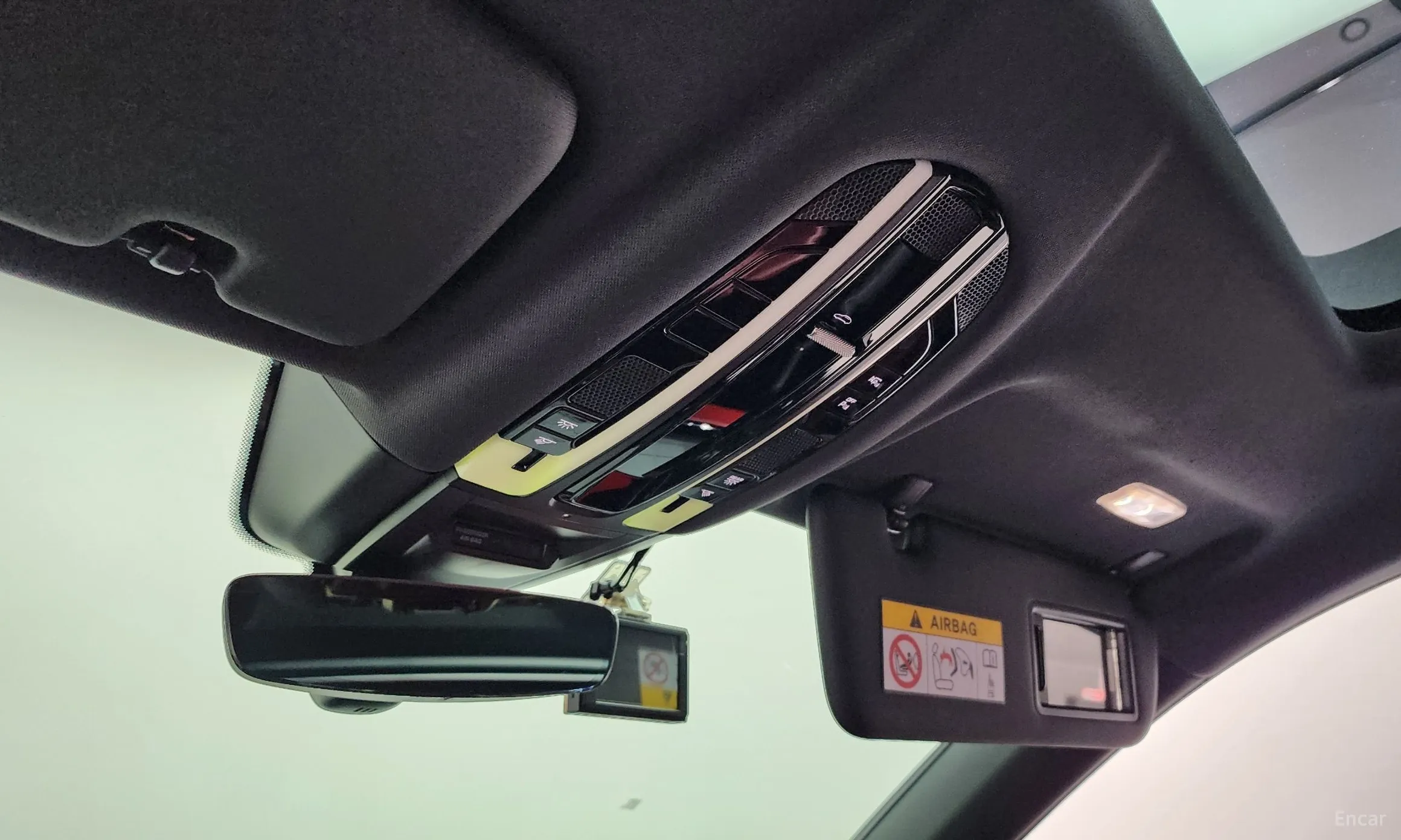 Porsche Cayenne (PO536) превью 17