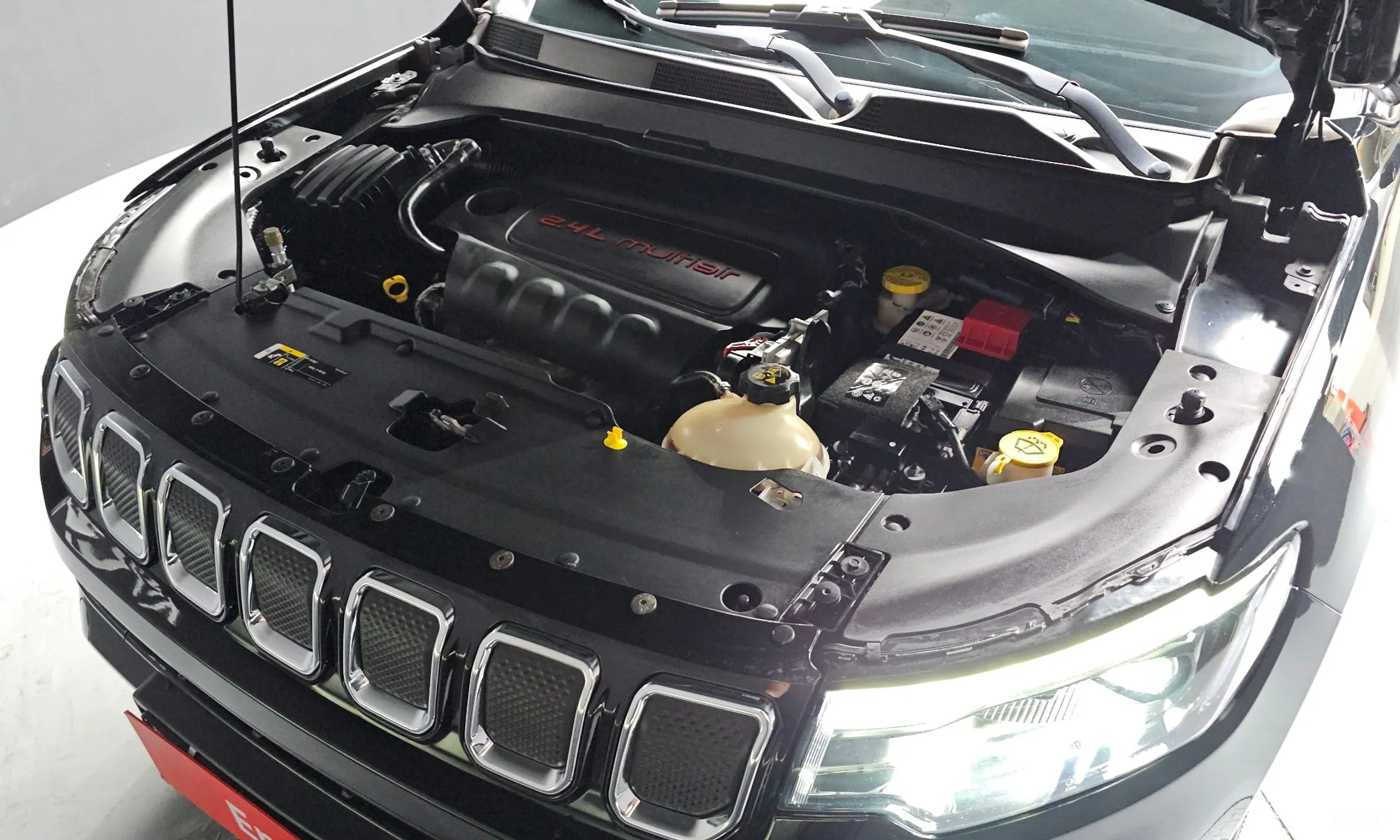 Jeep Compass 2nd Generation превью 6