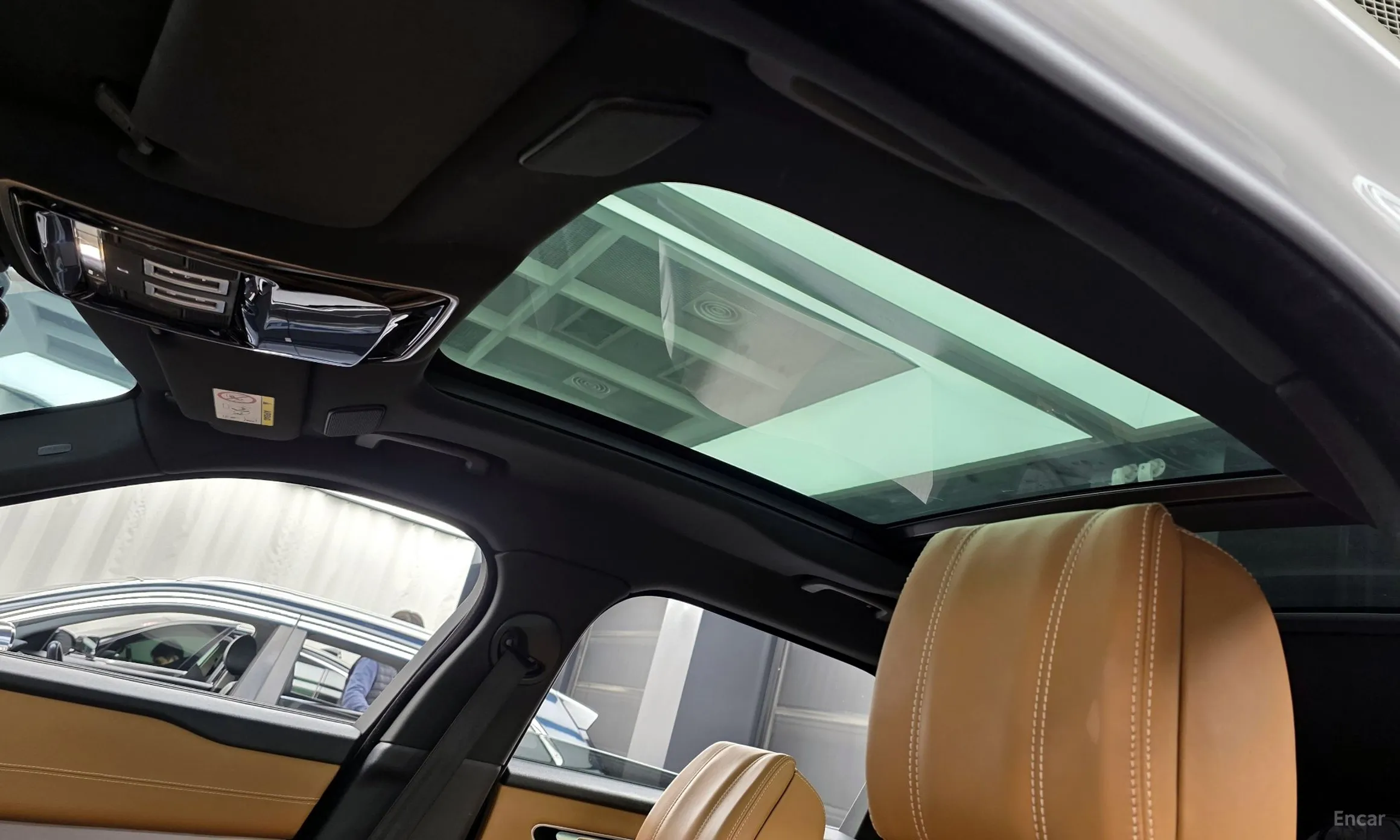 Land Rover Range Rover Bella превью 18