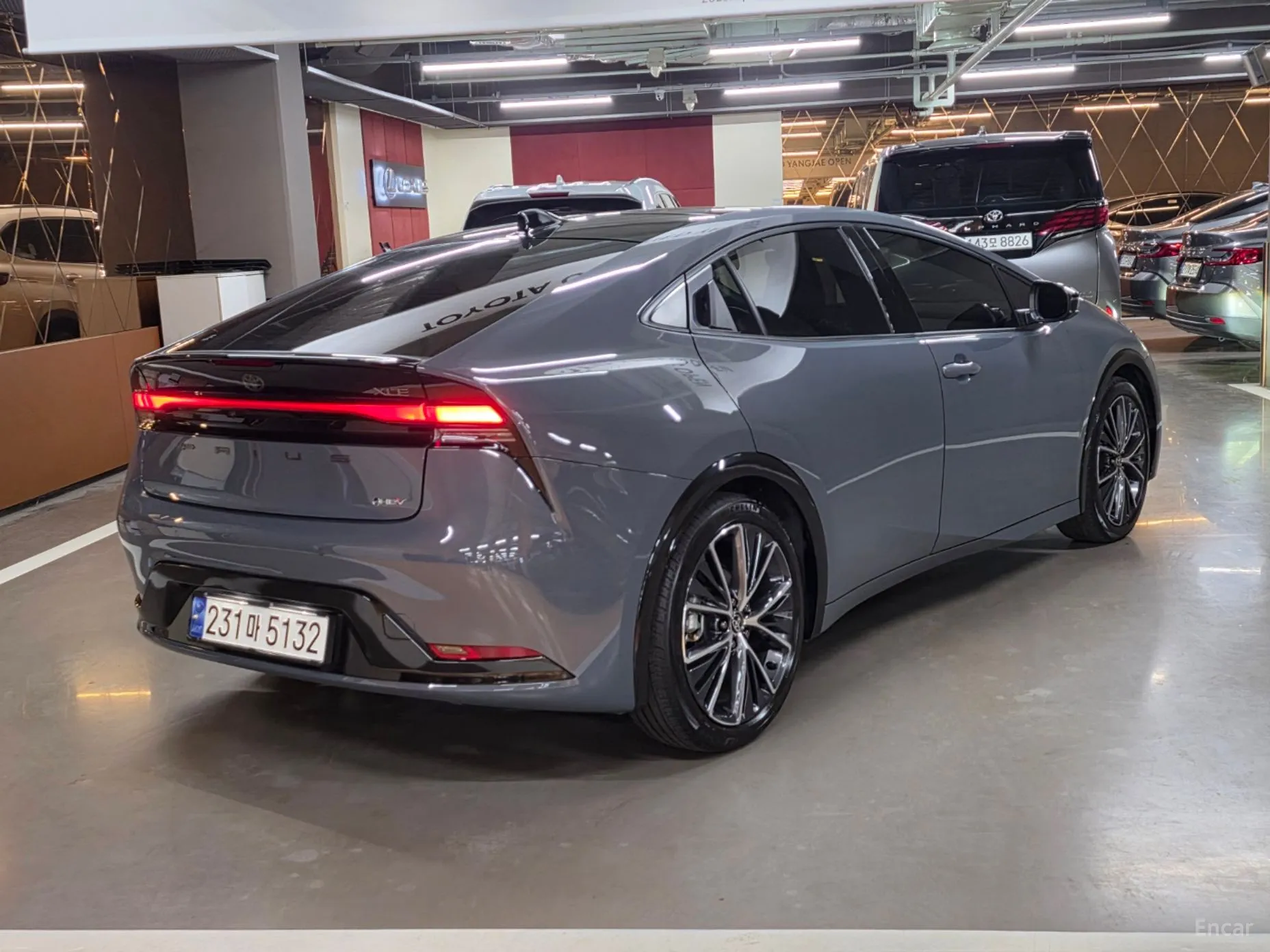 Toyota Prius 5th Generation превью 4