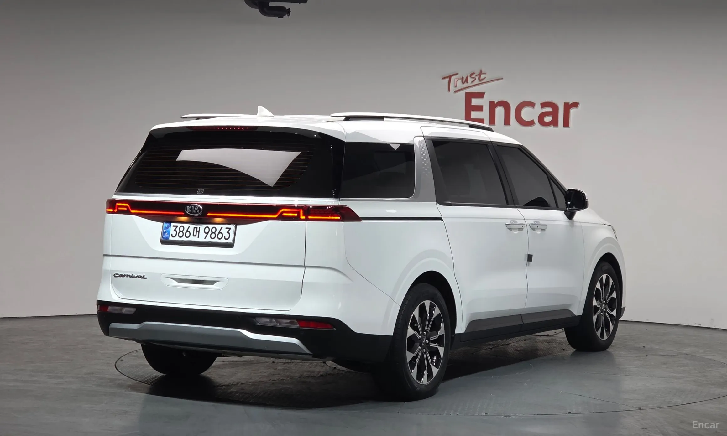 Kia Carnival Gen 4 превью 2