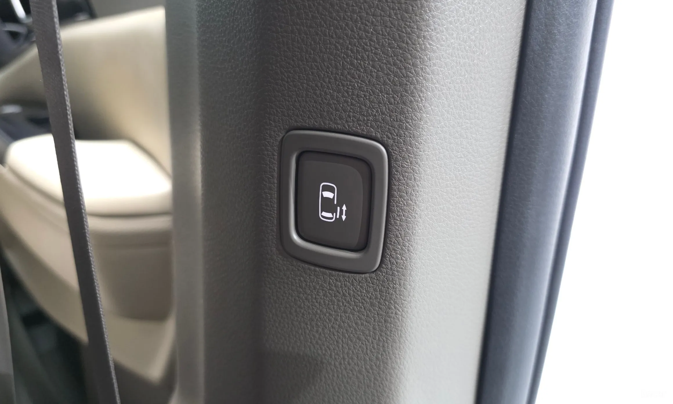Kia Carnival Gen 4 превью 19