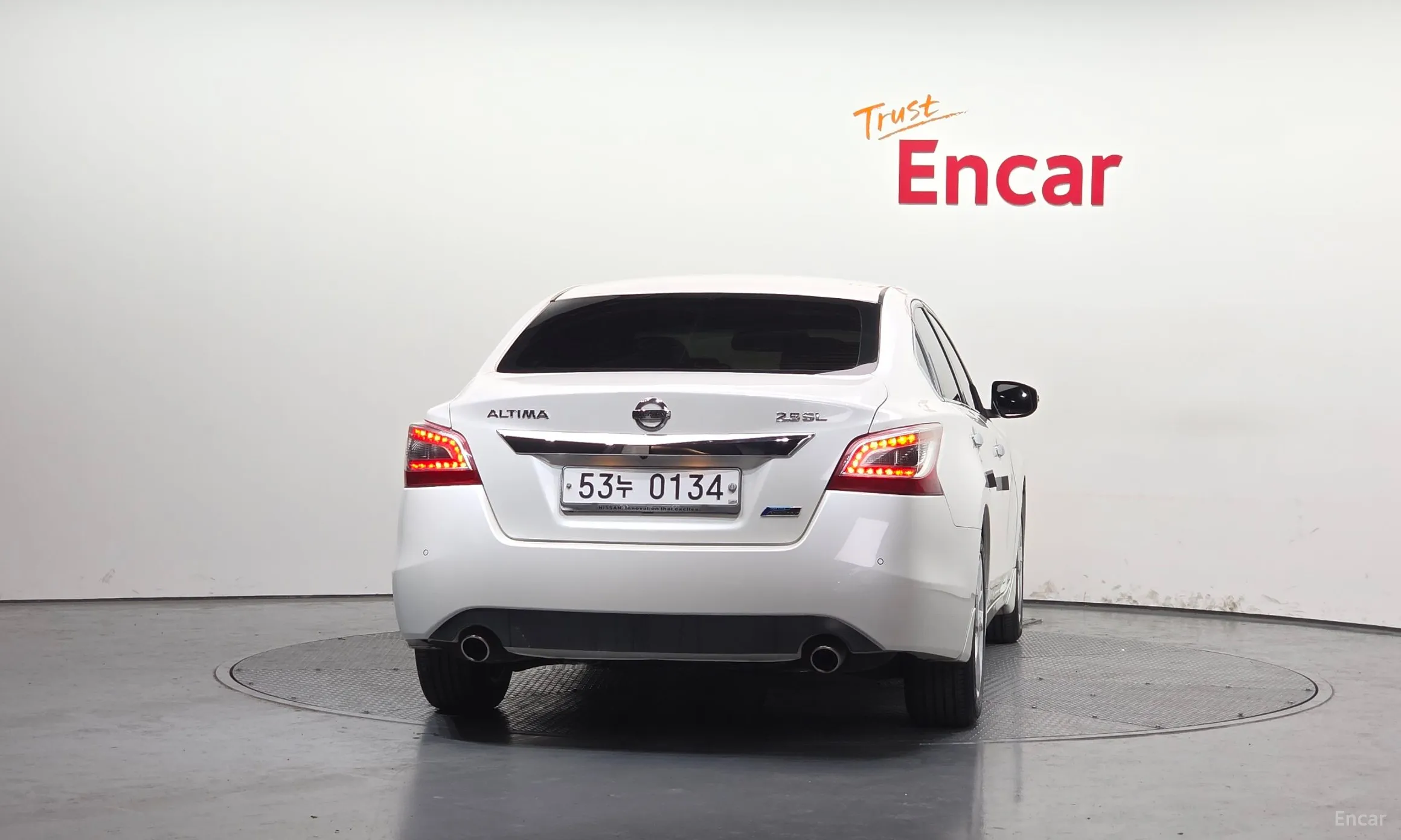 Nissan Altima превью 4