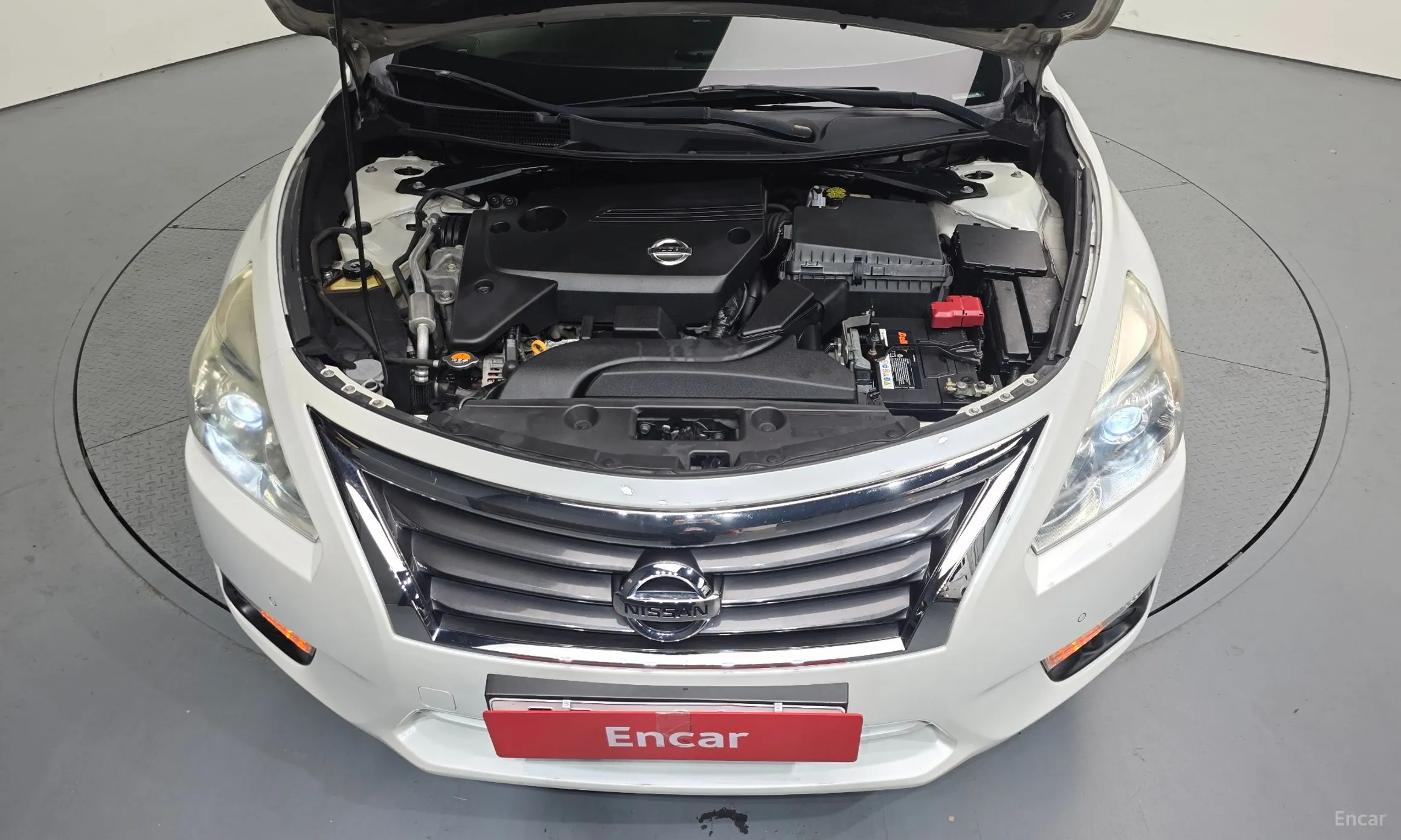 Nissan Altima превью 6