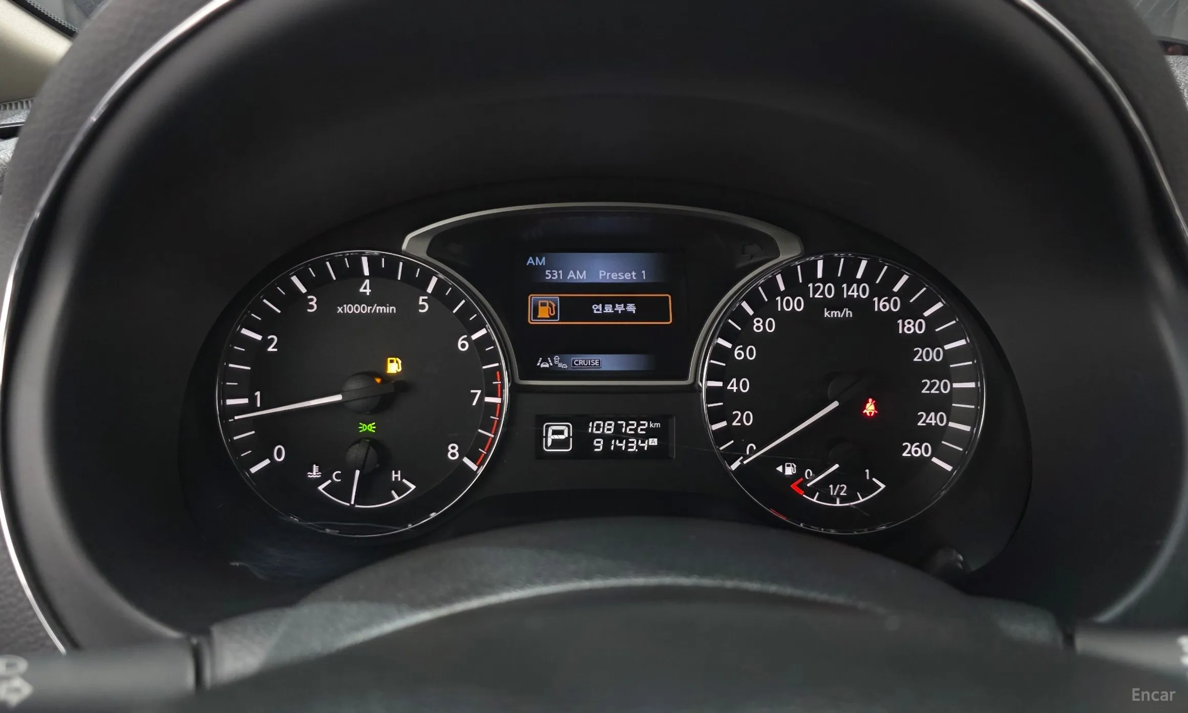 Nissan Altima превью 8