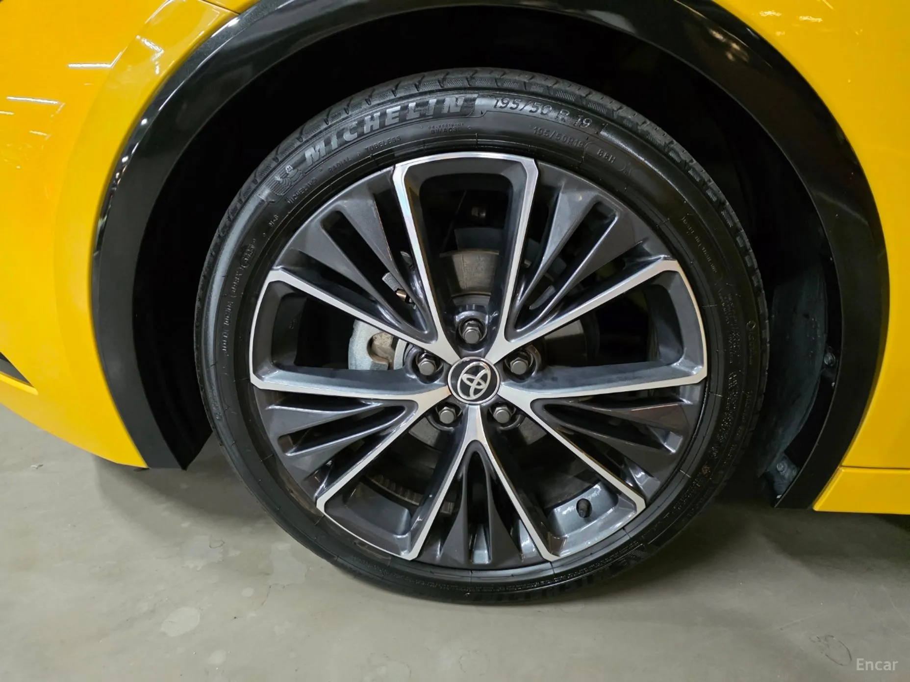 Toyota Prius 5th Generation превью 10