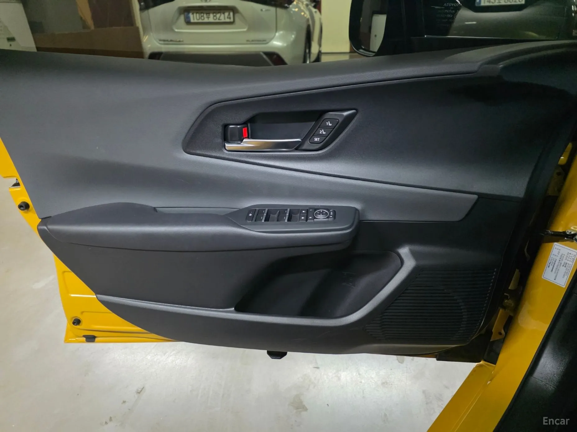 Toyota Prius 5th Generation превью 11