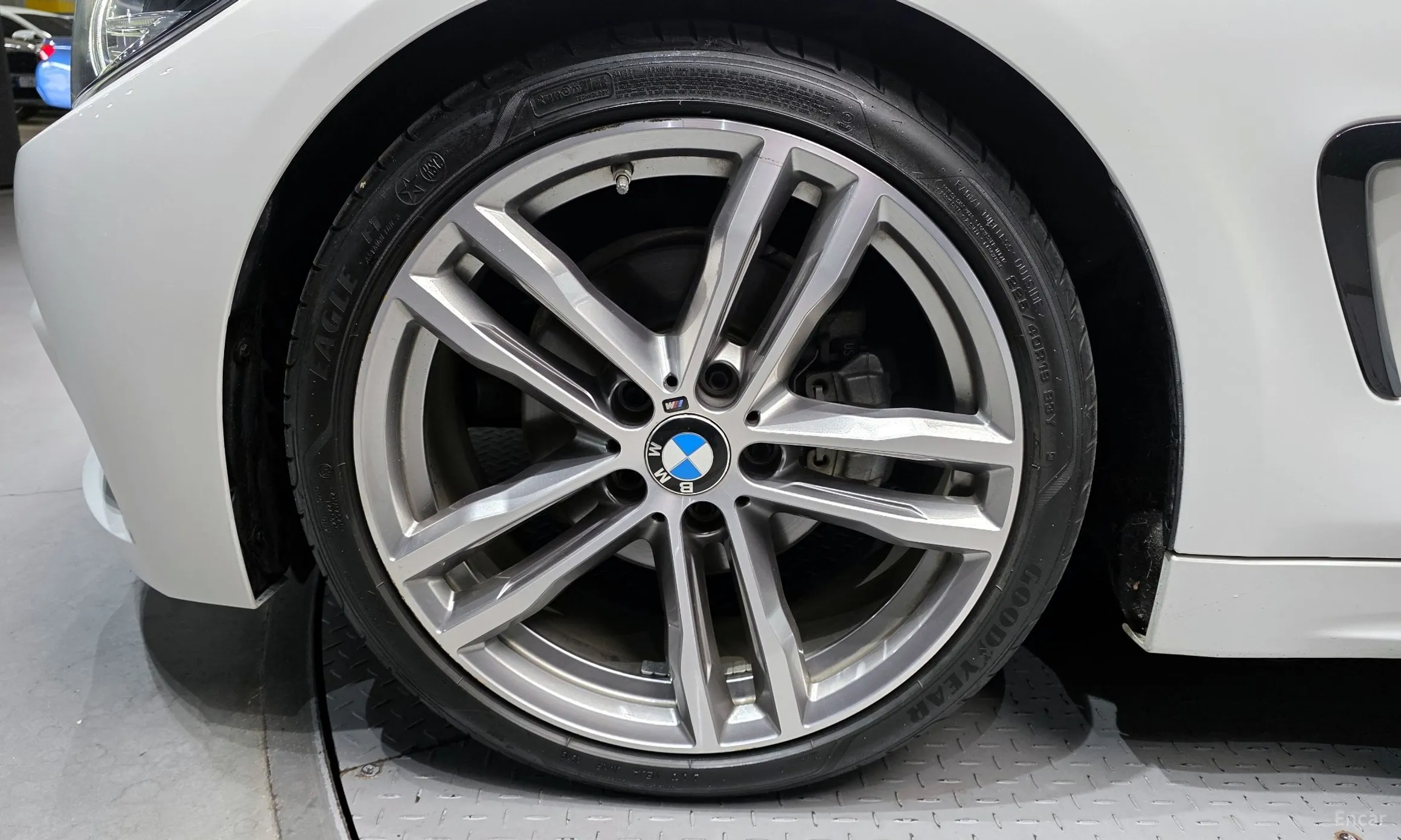 BMW Series 4 (F32) превью 5