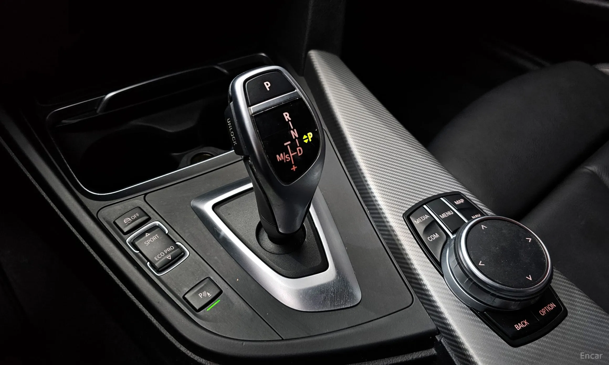 BMW Series 4 (F32) превью 9