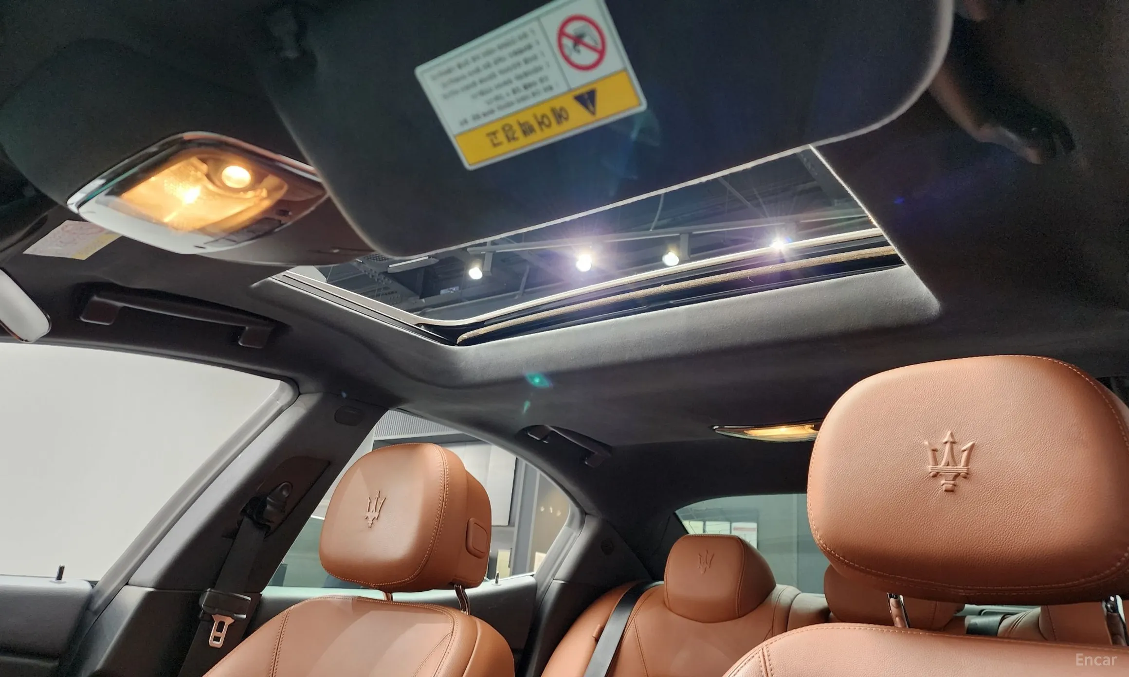 Maserati Ghibli превью 19