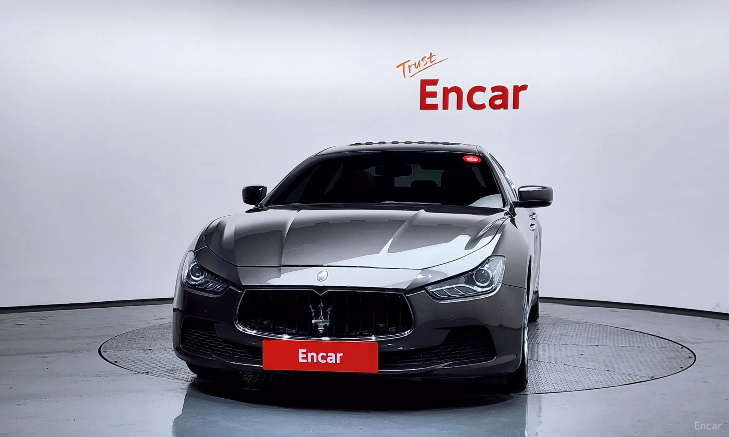 Maserati Ghibli превью 3