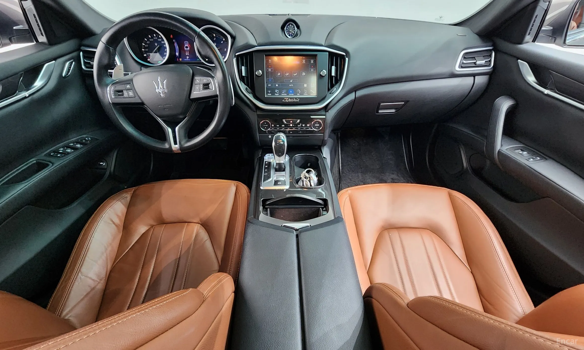 Maserati Ghibli превью 7