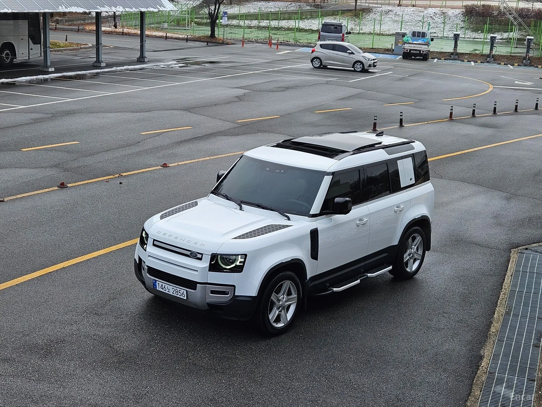 Land Rover Defender (L663)