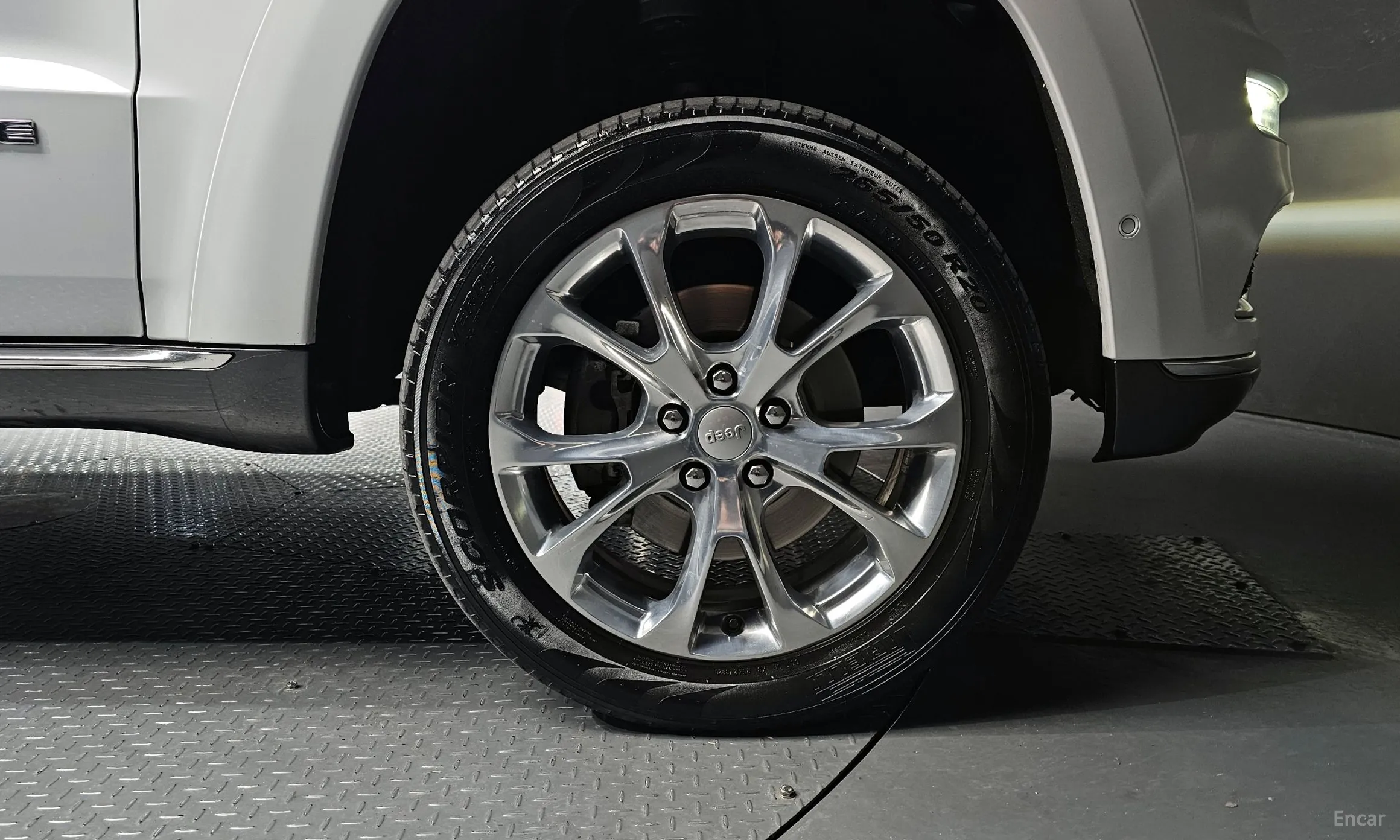 Jeep Grand Cherokee превью 5