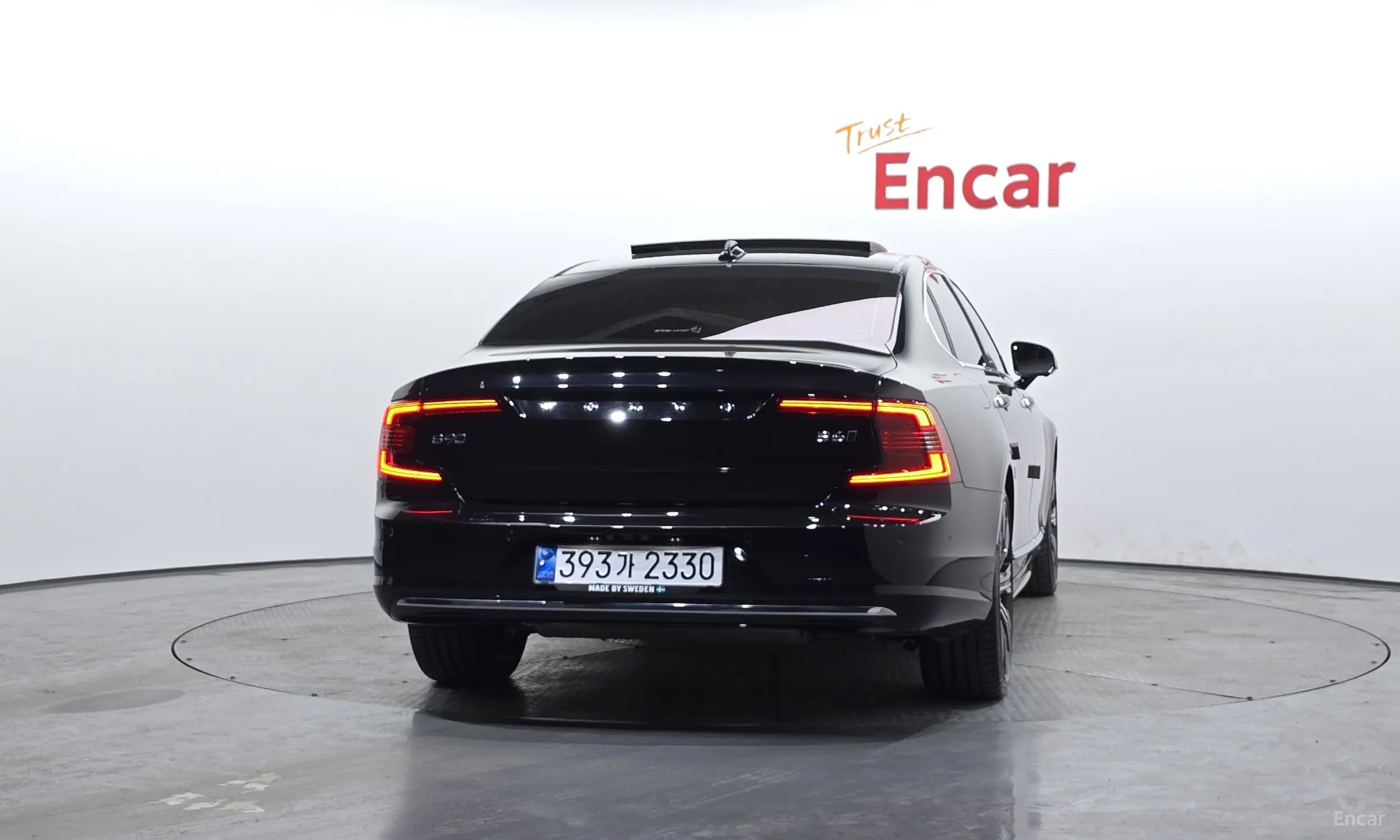Volvo S90 превью 4