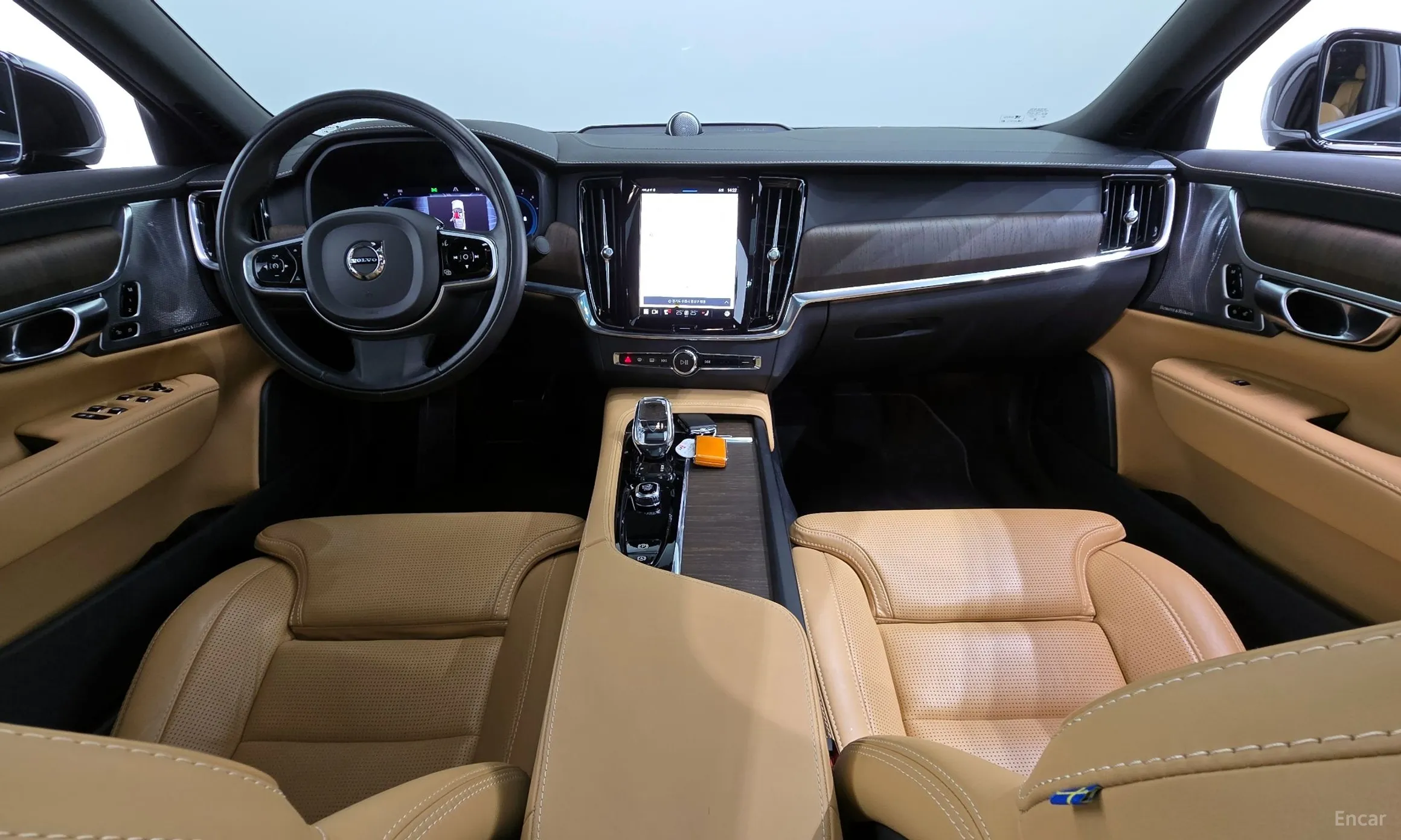 Volvo S90 превью 7