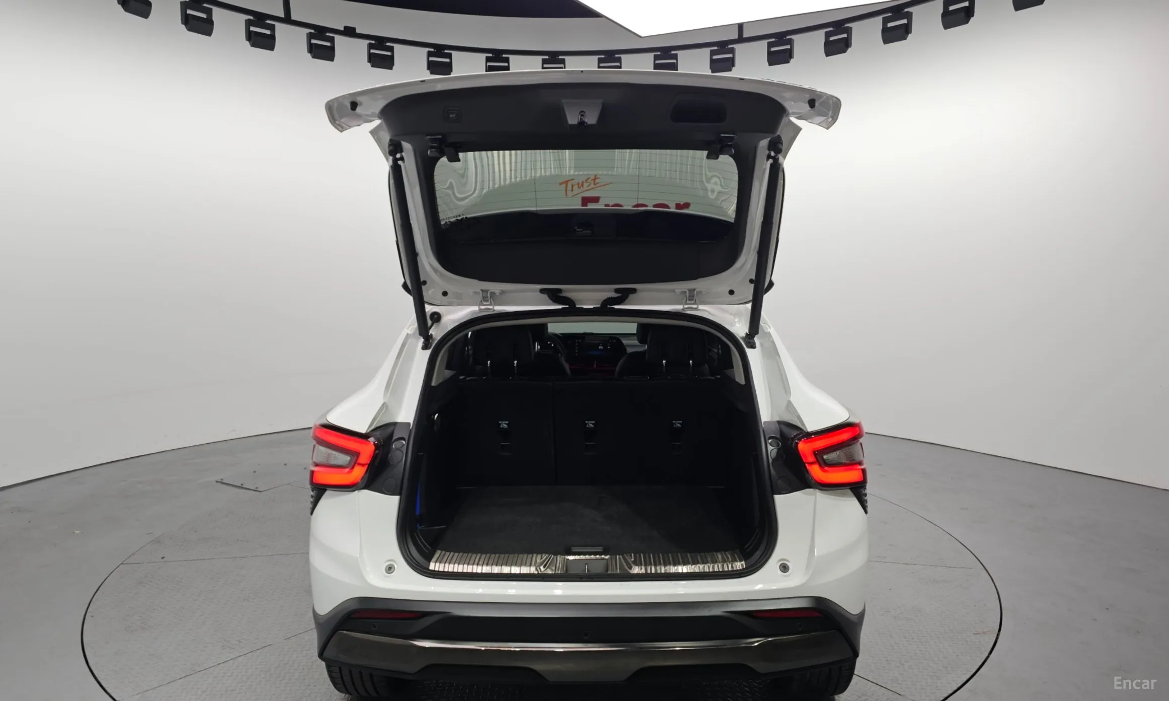 Chevrolet (GM Daewoo) Trax Crossover превью 20