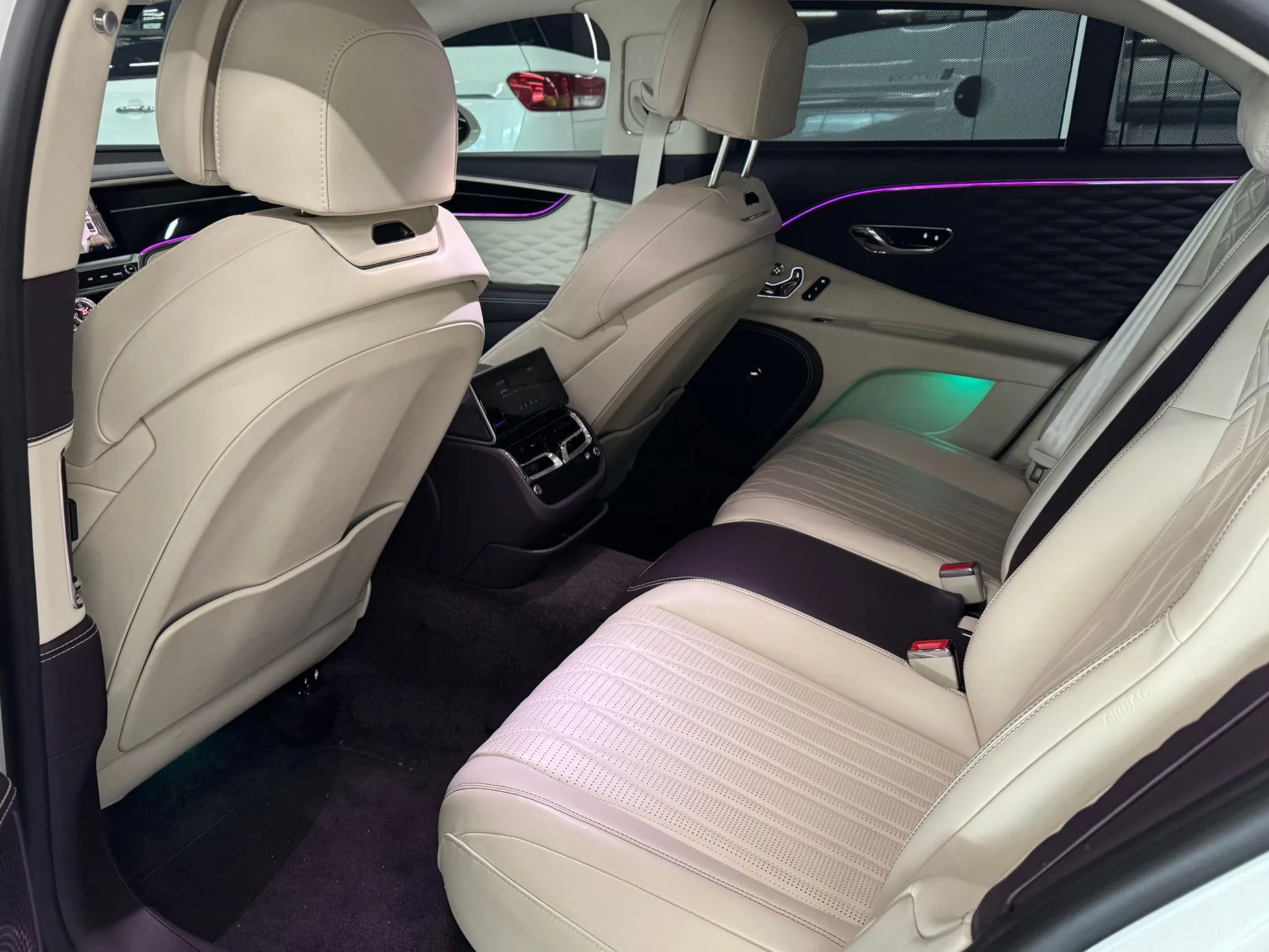 Bentley Flying Spur 3rd Generation превью 15
