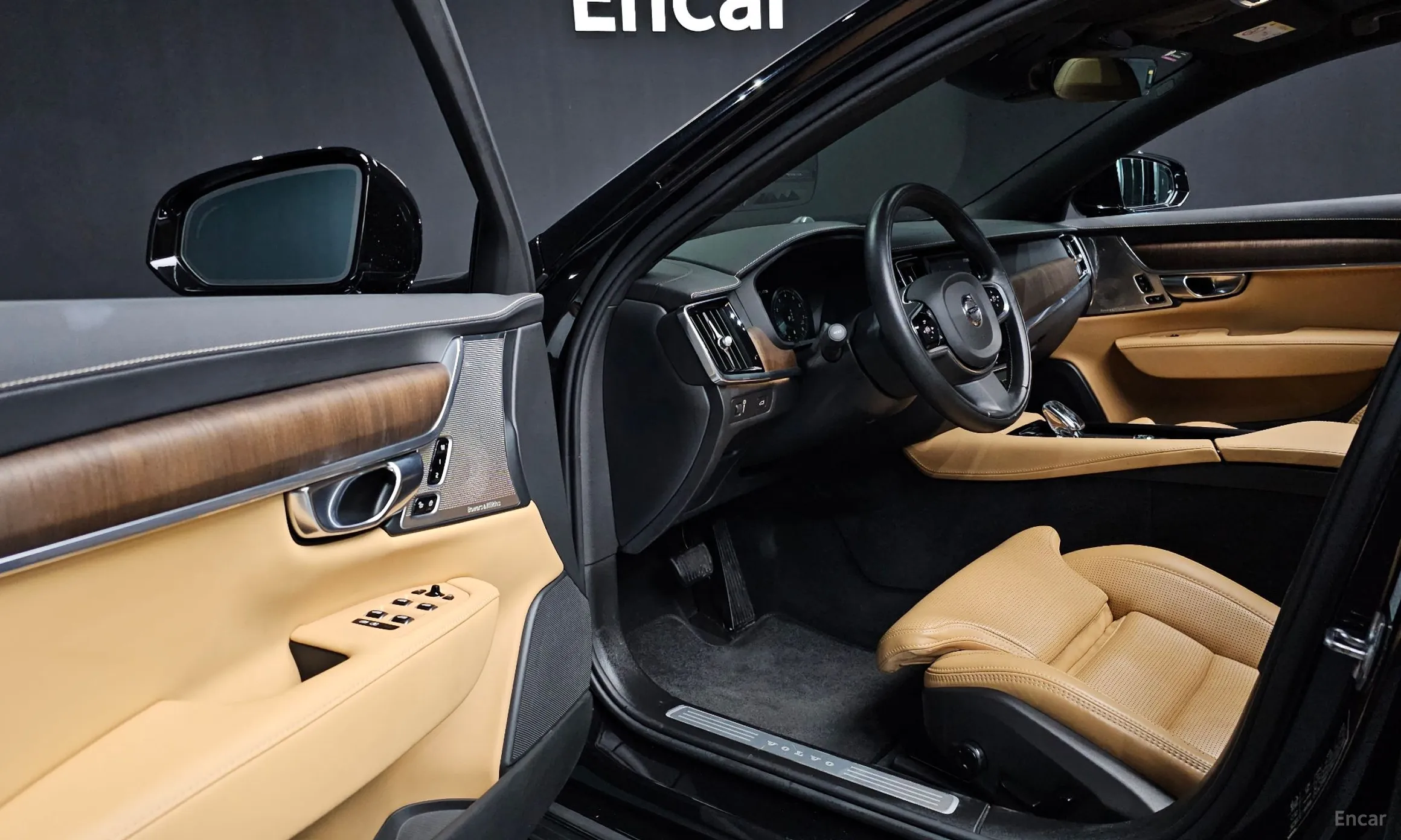 Volvo S90 превью 10