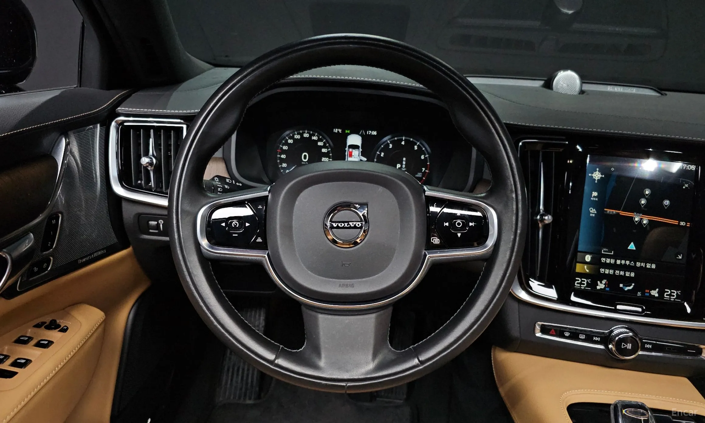 Volvo S90 превью 13