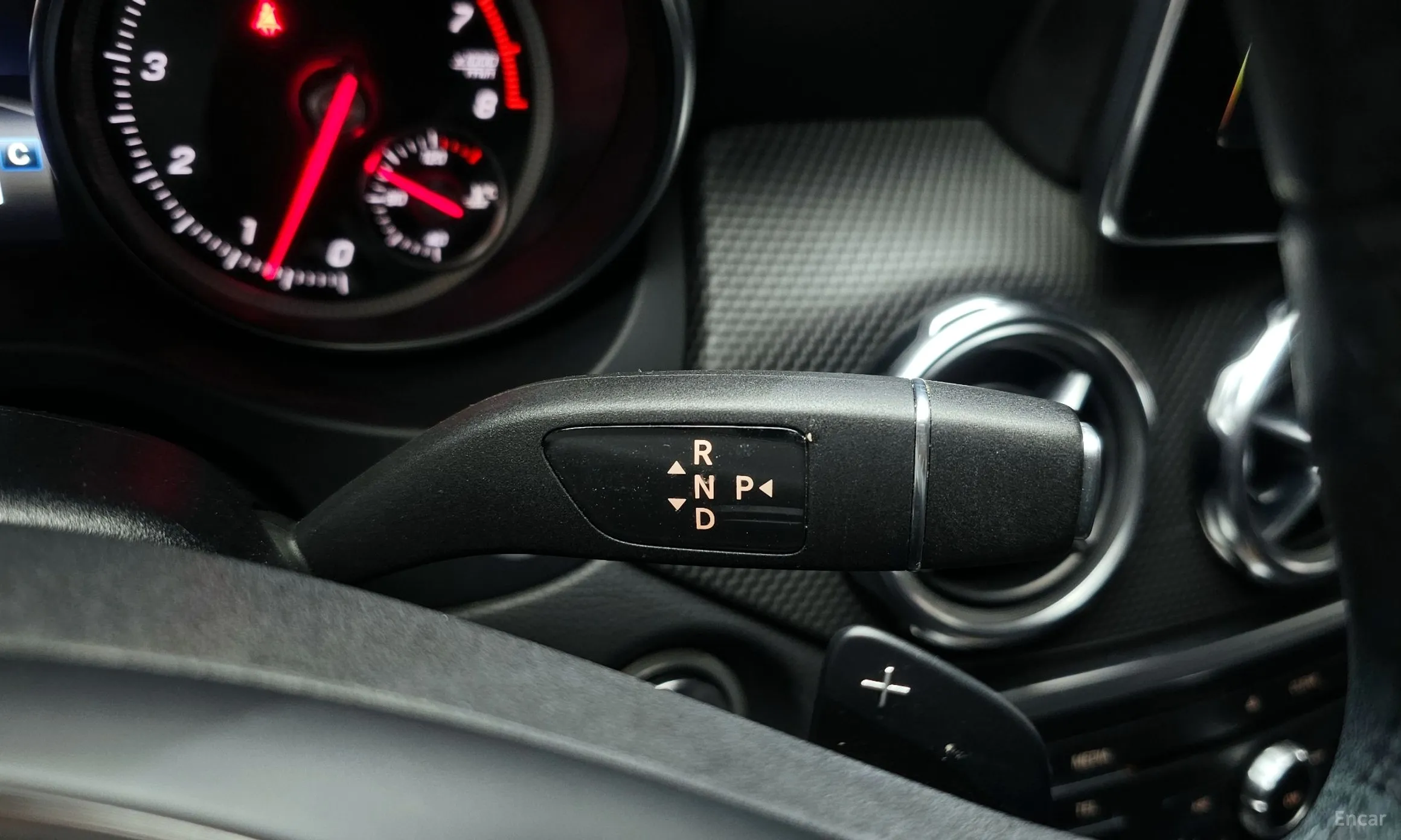 Mercedes Benz GLA-Class X156 превью 9