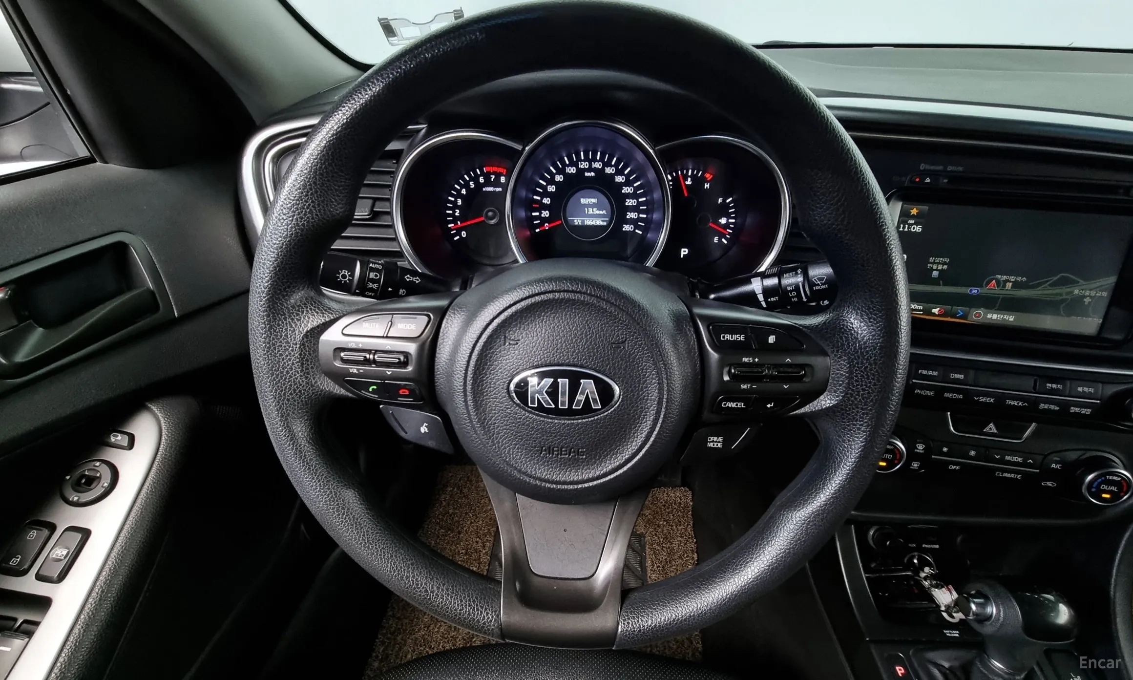 Kia K5 превью 13