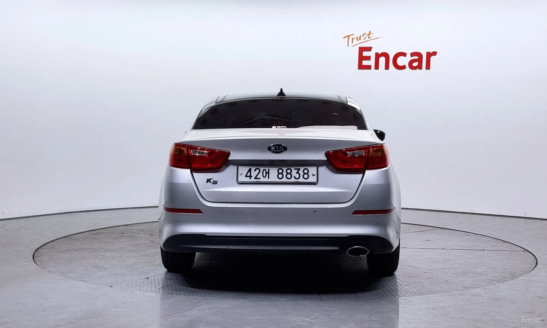 Kia K5 превью 4