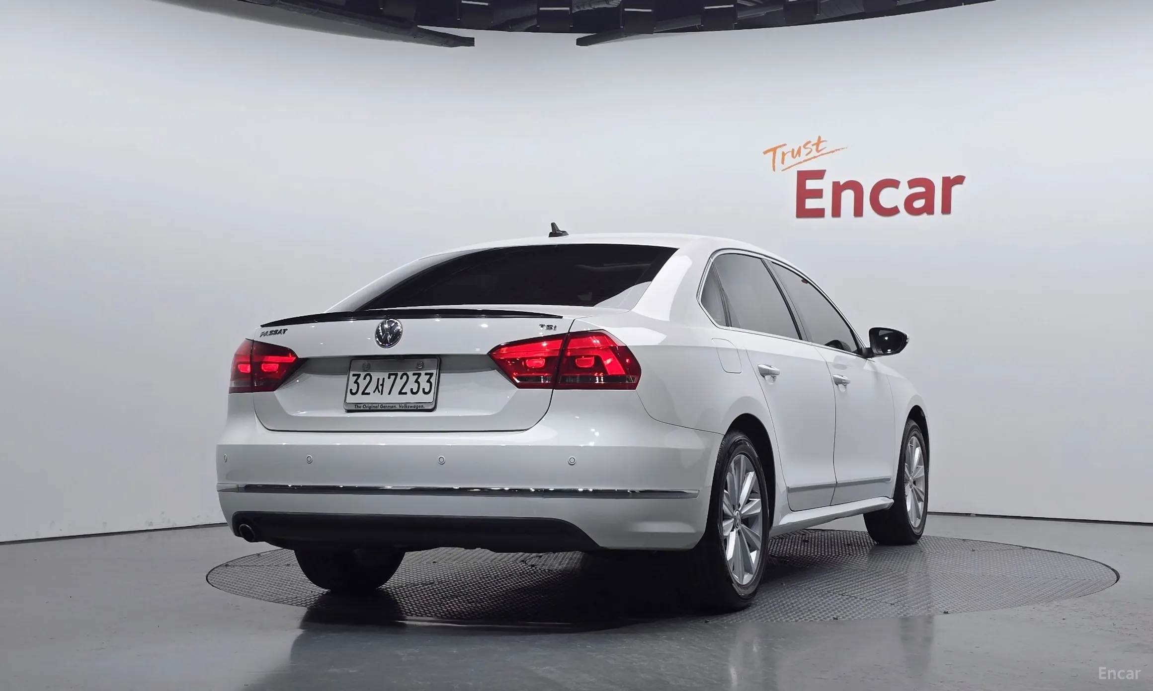 Volkswagen The New Passat превью 2