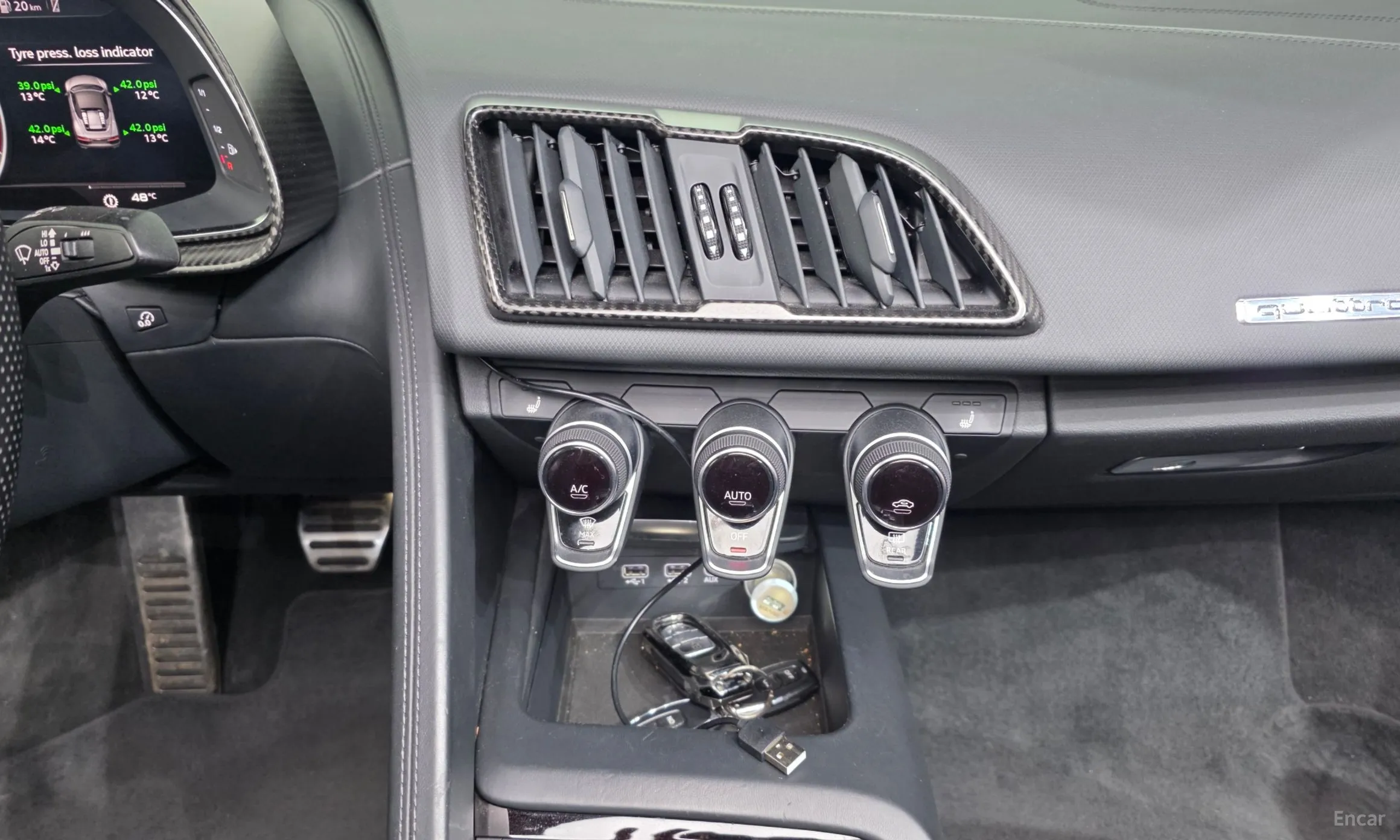 Audi R8 (4S) превью 13