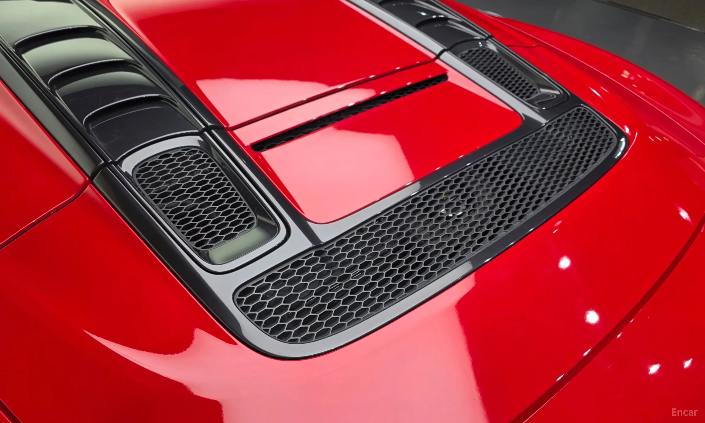 Audi R8 (4S) превью 6