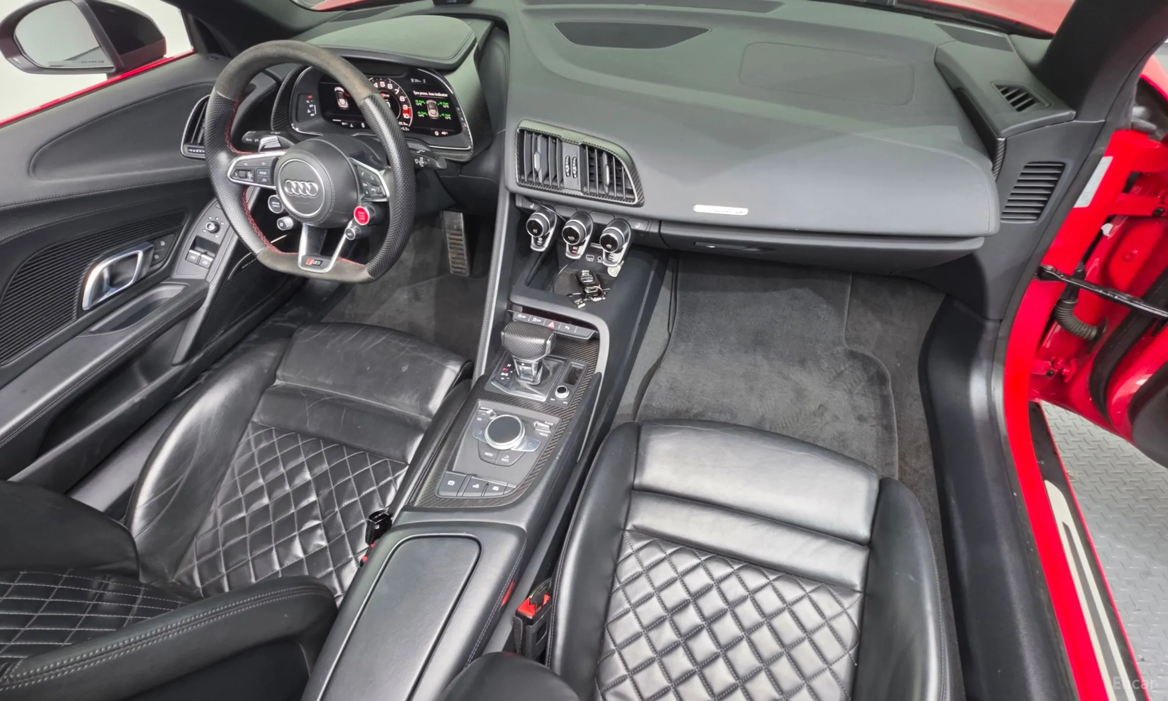 Audi R8 (4S) превью 7