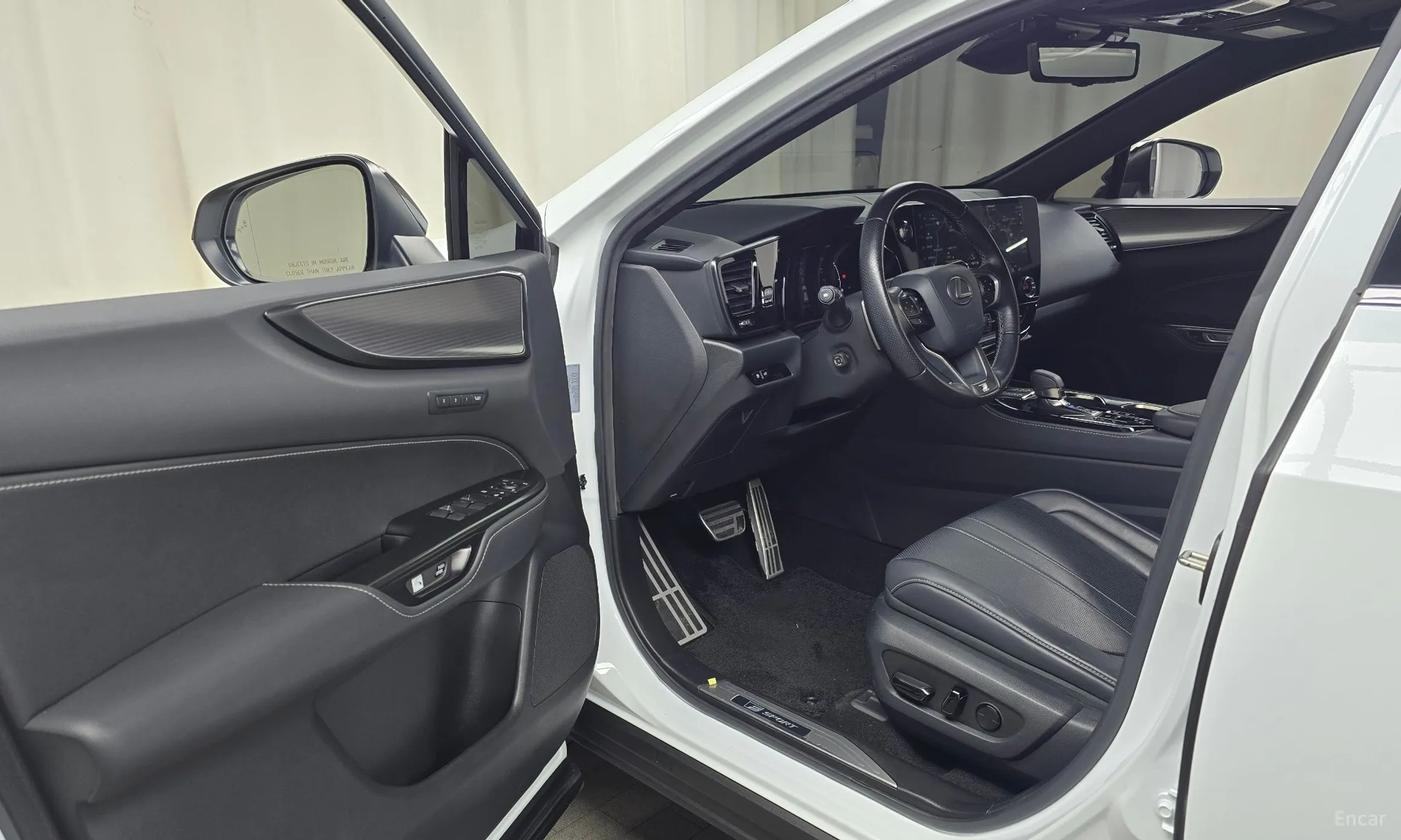 Lexus NX450h + 2nd Gen превью 10