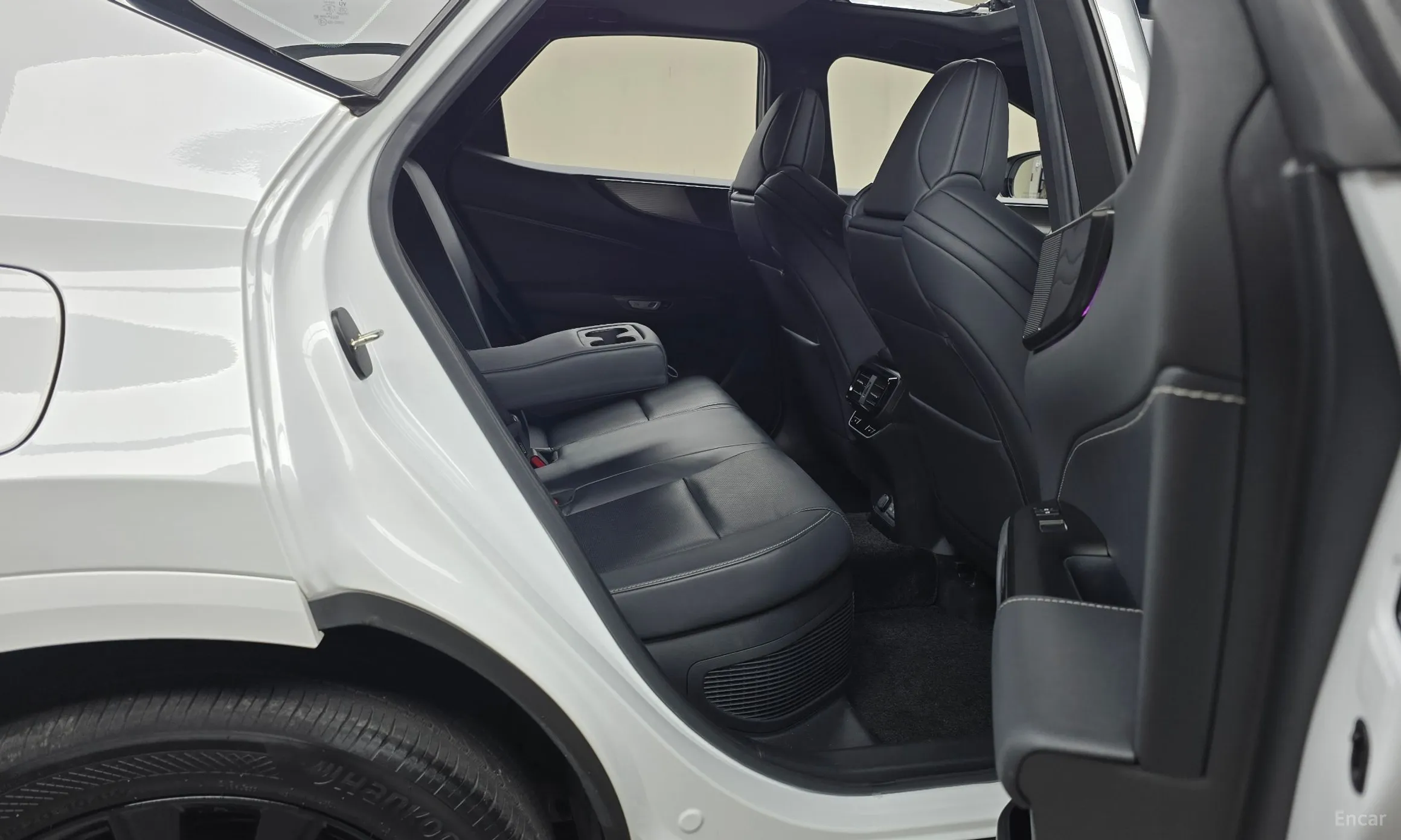 Lexus NX450h + 2nd Gen превью 12