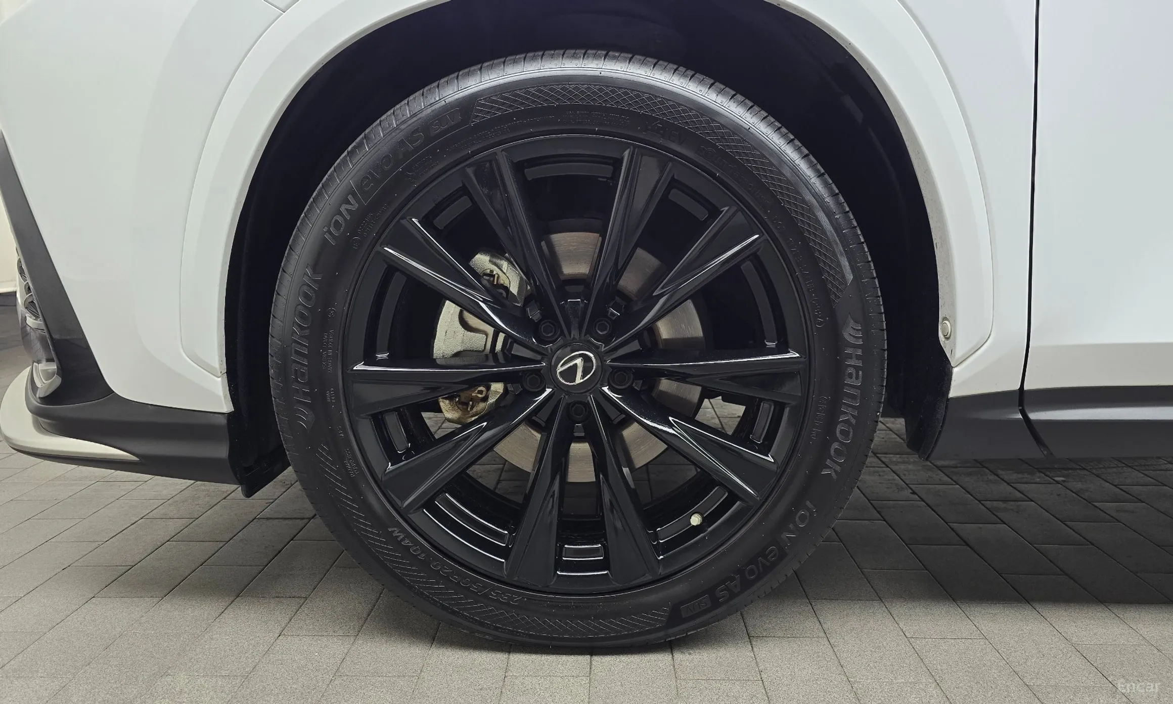 Lexus NX450h + 2nd Gen превью 5