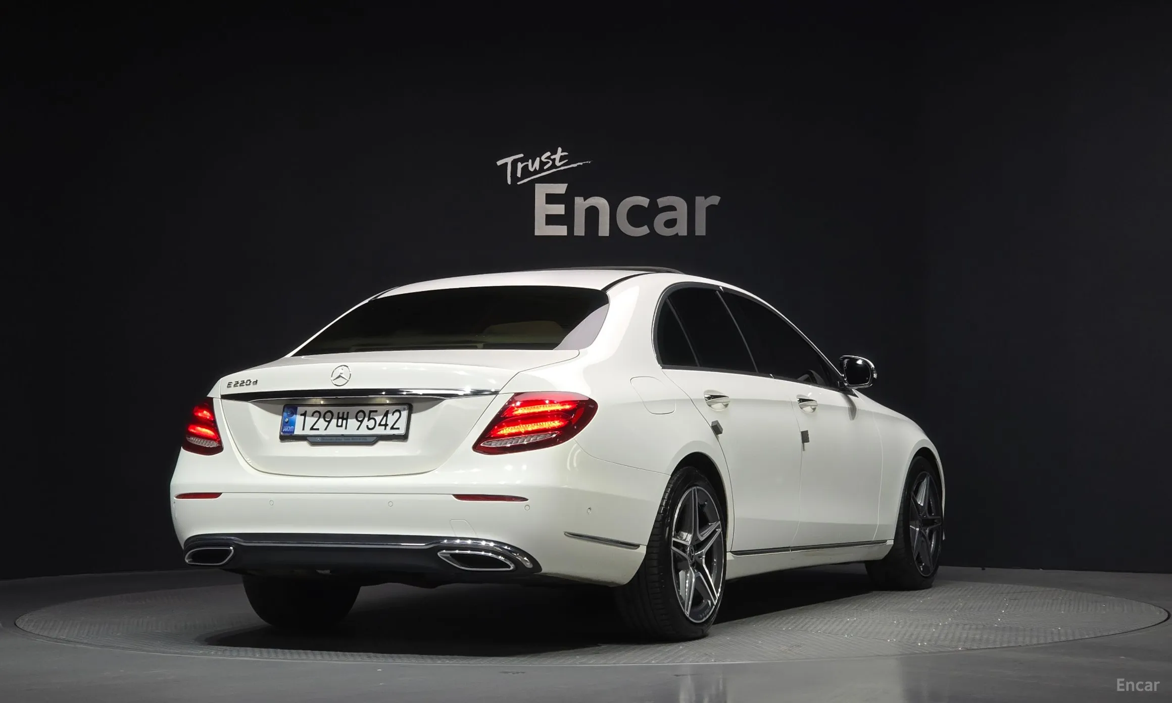 Mercedes Benz E-Class W213 превью 2