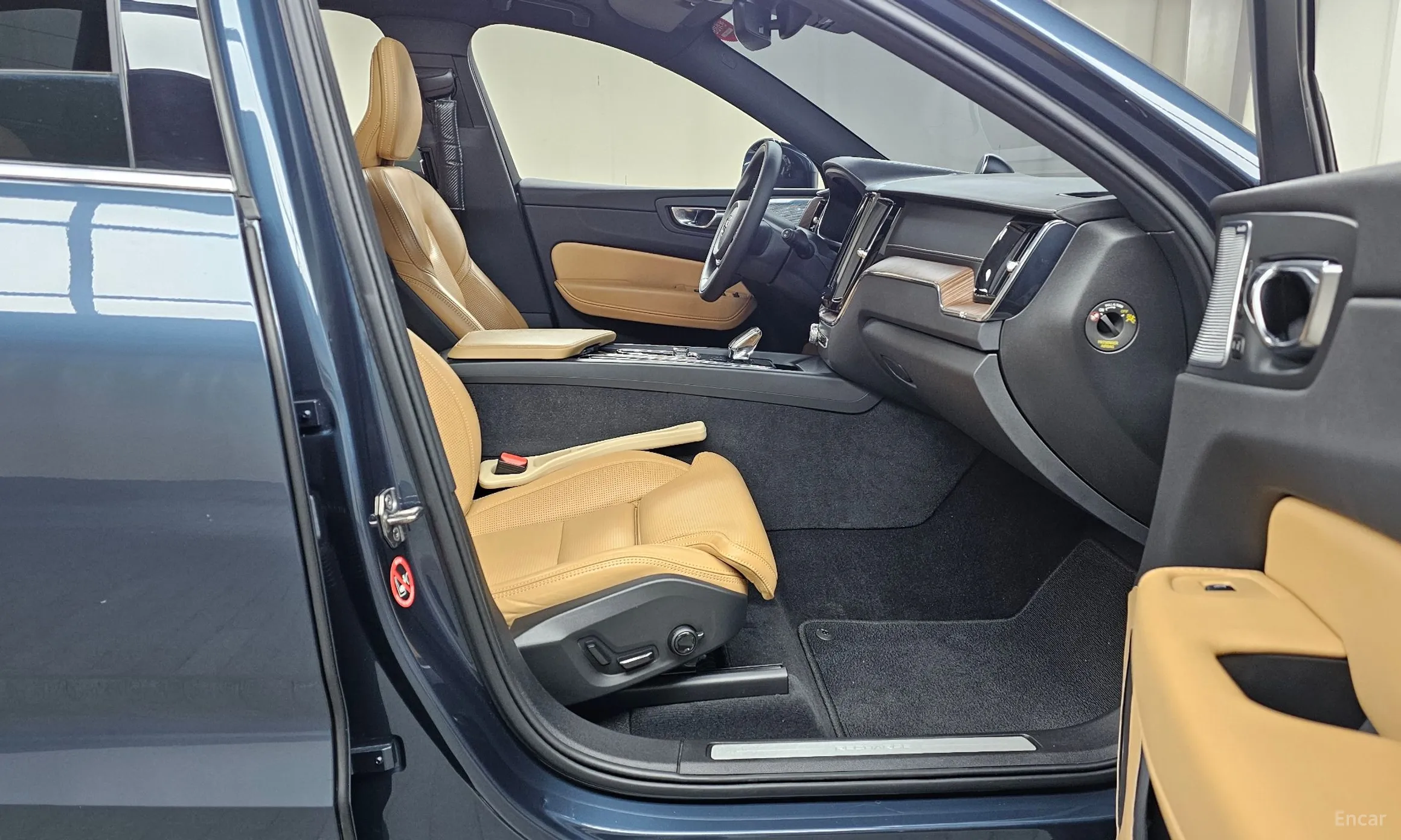 Volvo XC60 Gen 2 превью 11