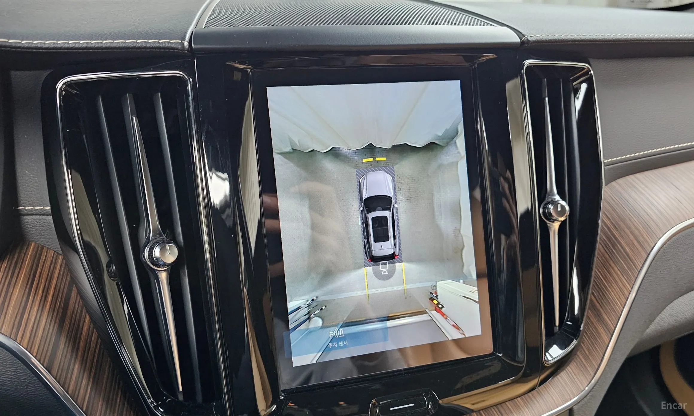 Volvo XC60 Gen 2 превью 15