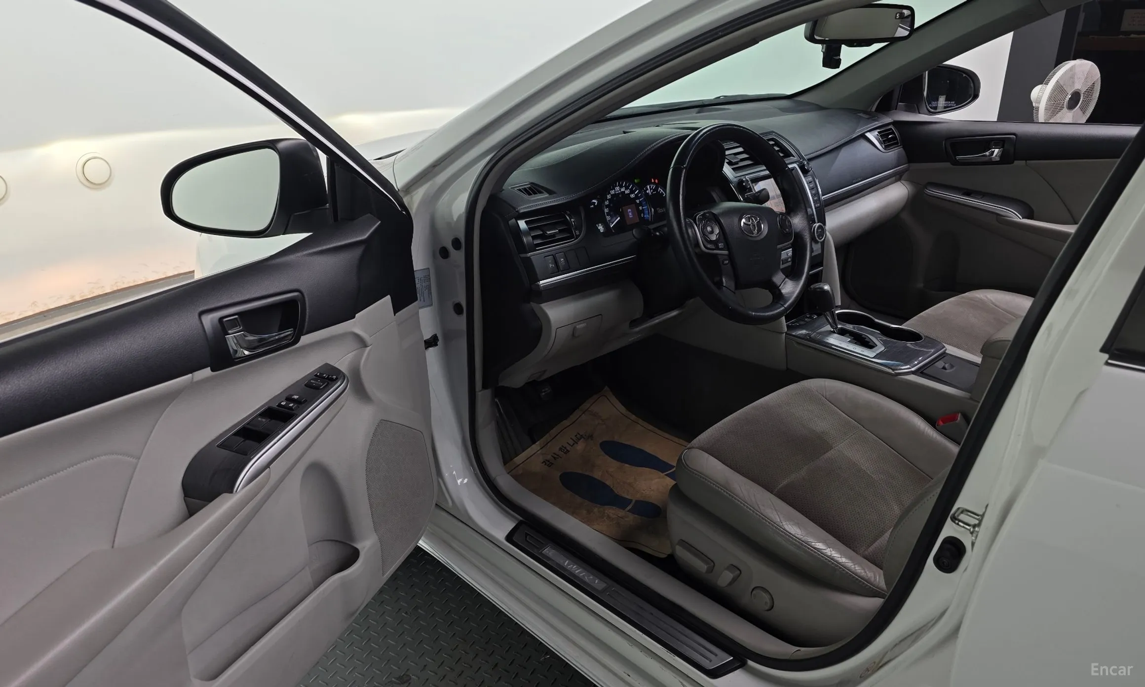 Toyota New Camry превью 11