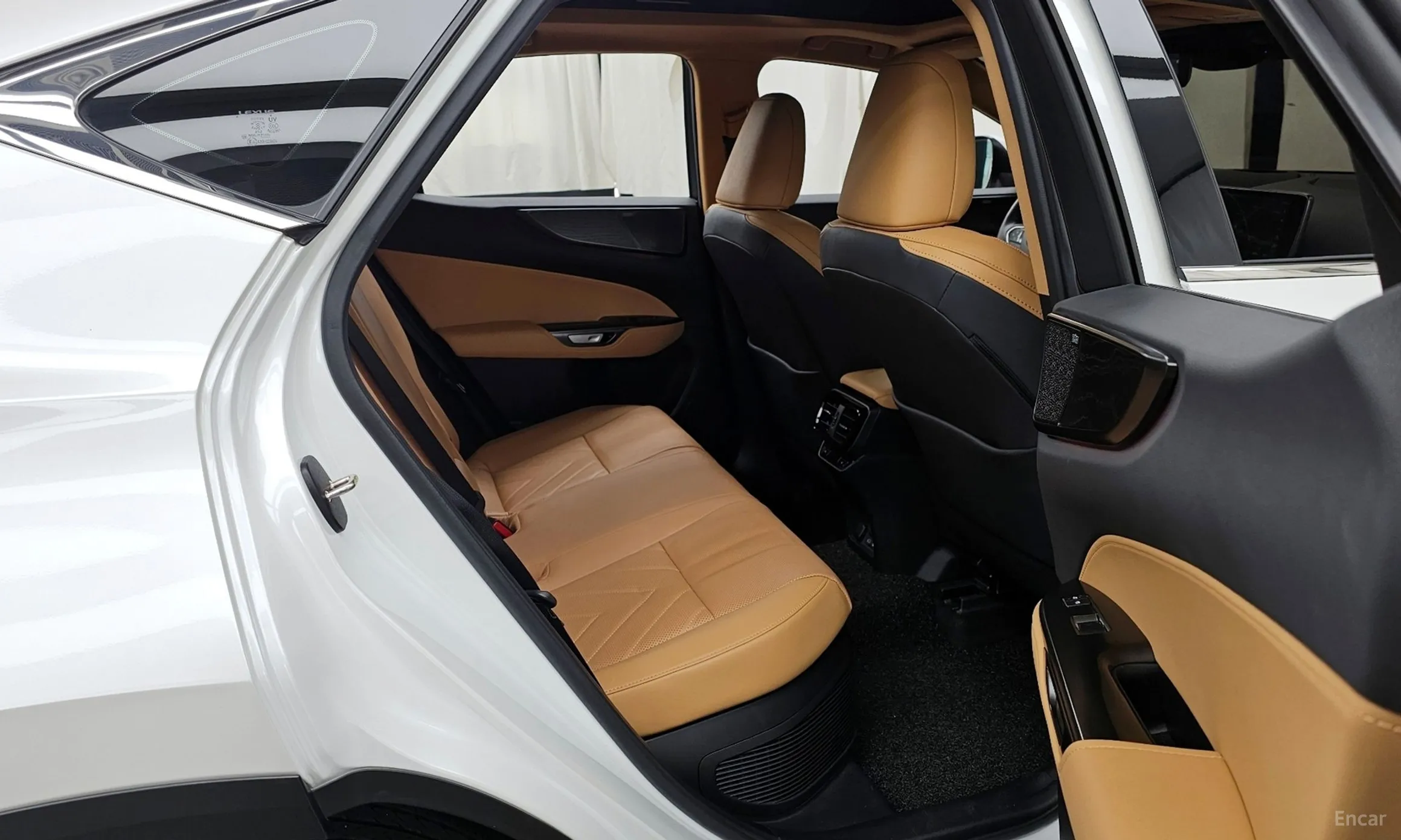 Lexus NX350h Gen 2 превью 12