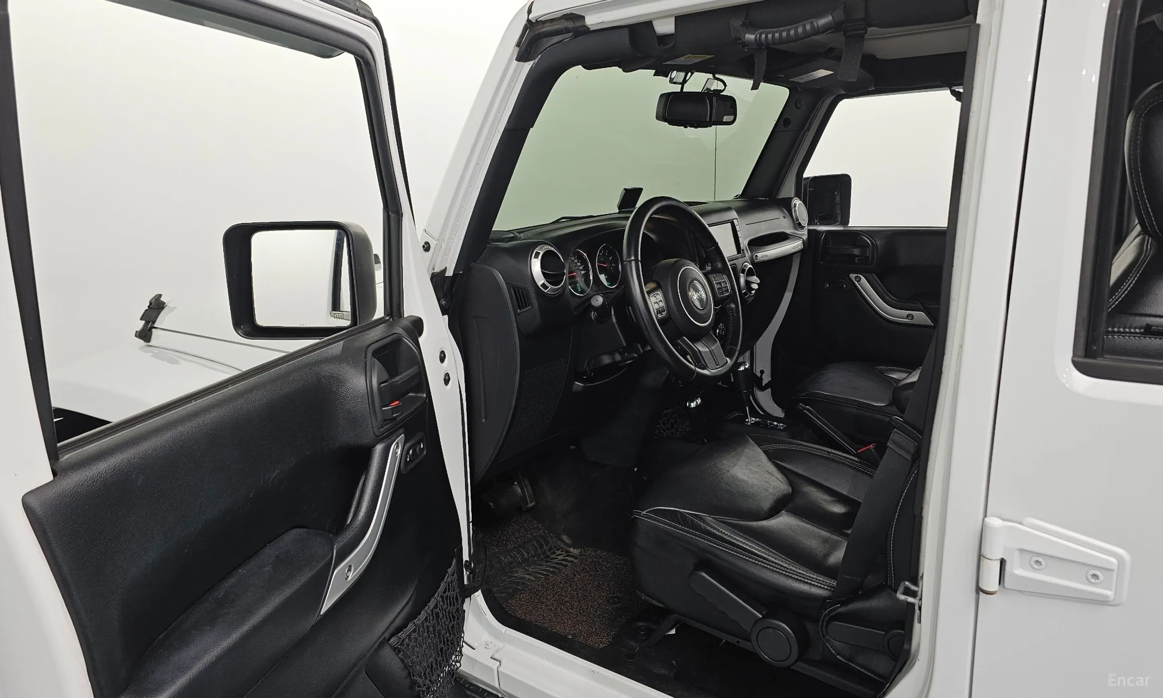Jeep Wrangler (JK) превью 10