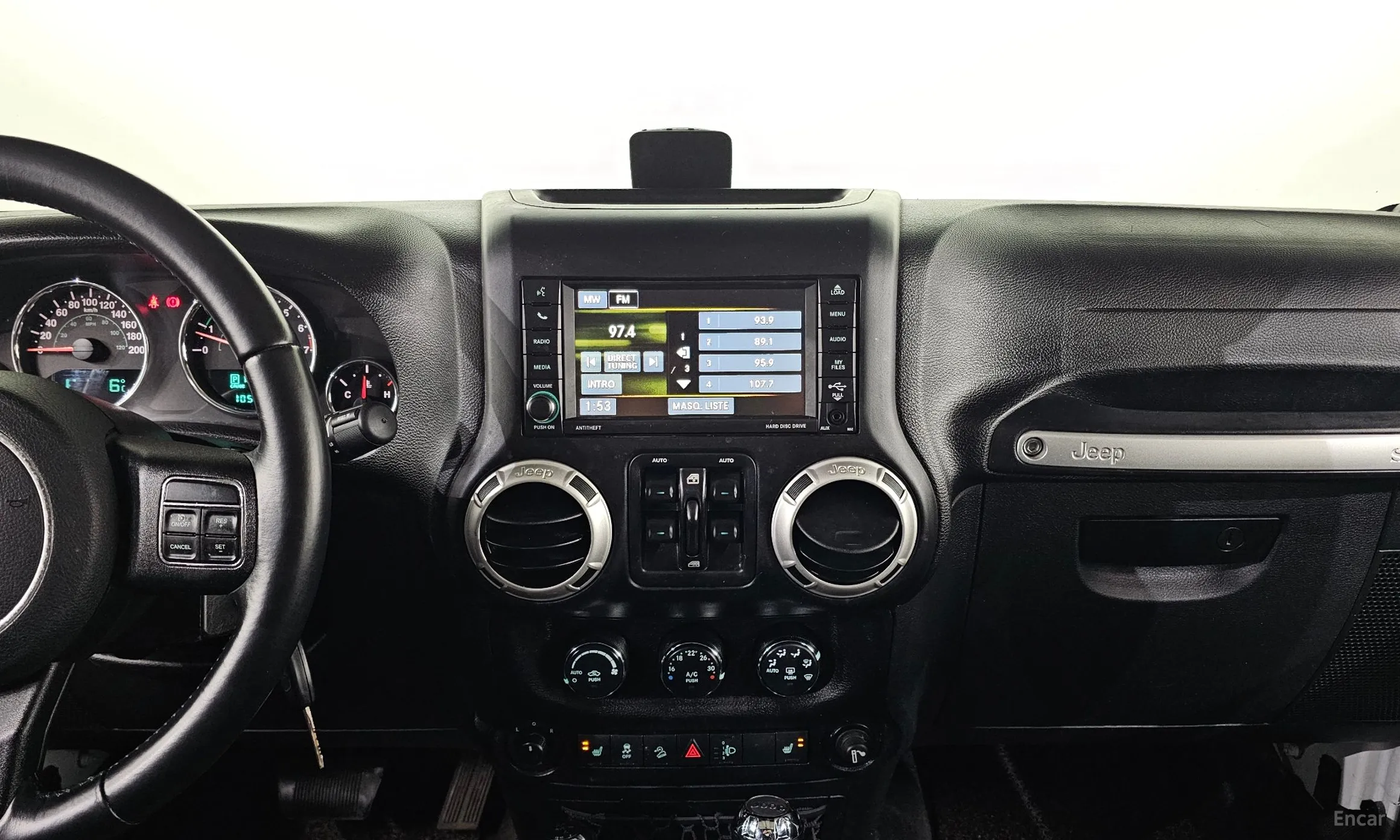 Jeep Wrangler (JK) превью 16