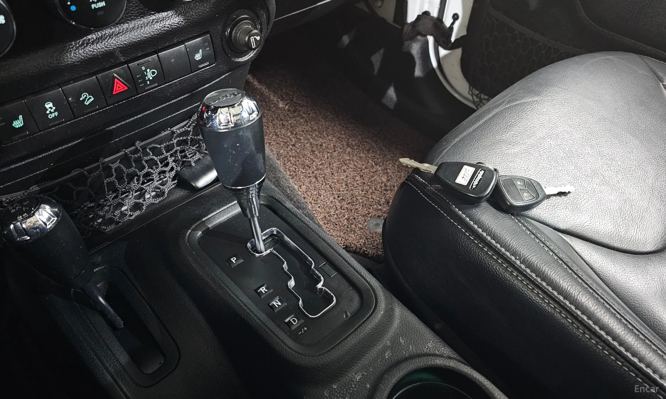 Jeep Wrangler (JK) превью 9