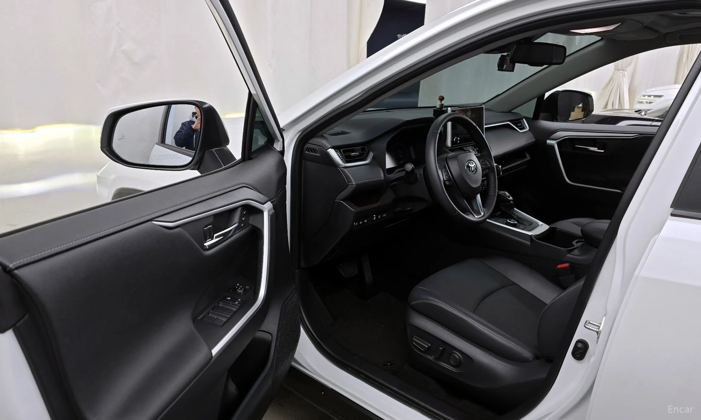 Toyota RAV4 5th Generation превью 10